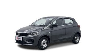 Used 2025 Tata Tiago XE Petrol Manual Image