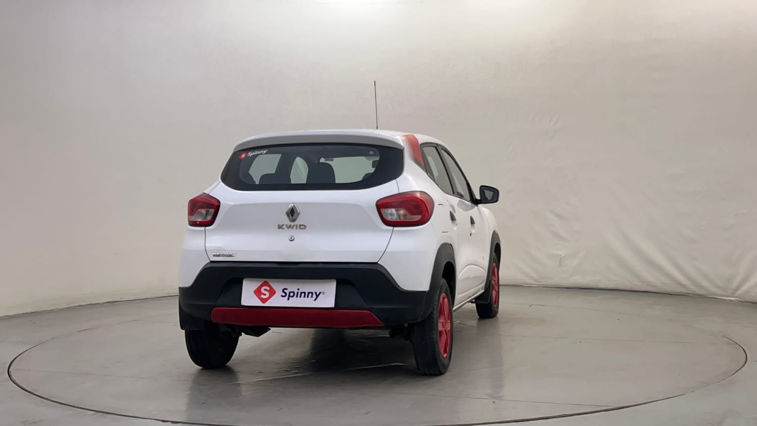Used 2018 renault Kwid 1.0 RXL Anniversary Edition Petrol Manual exterior RIGHT REAR CORNER VIEW