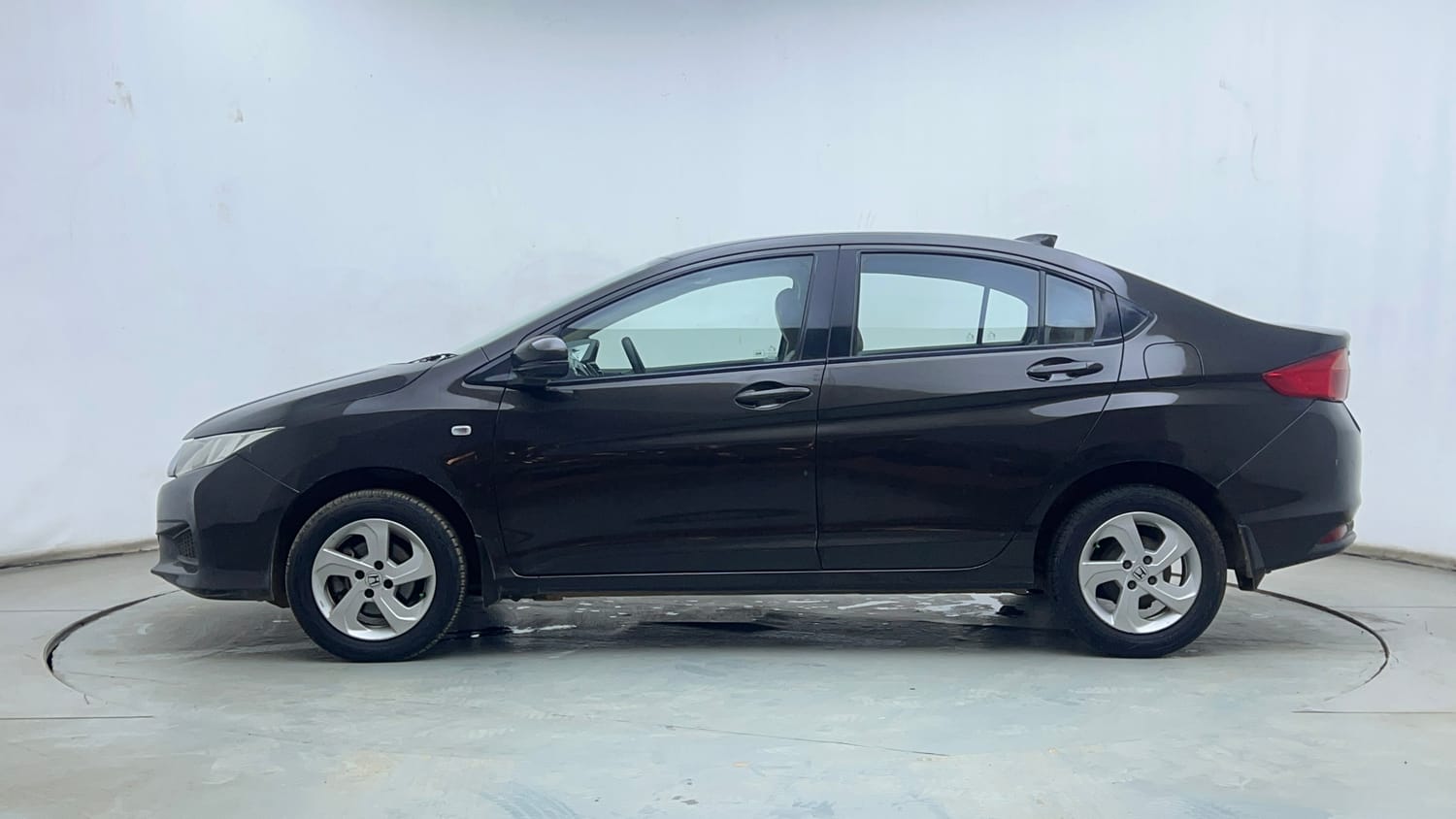 Used 2014 Honda City SV Diesel Diesel Manual exterior LEFT SIDE VIEW