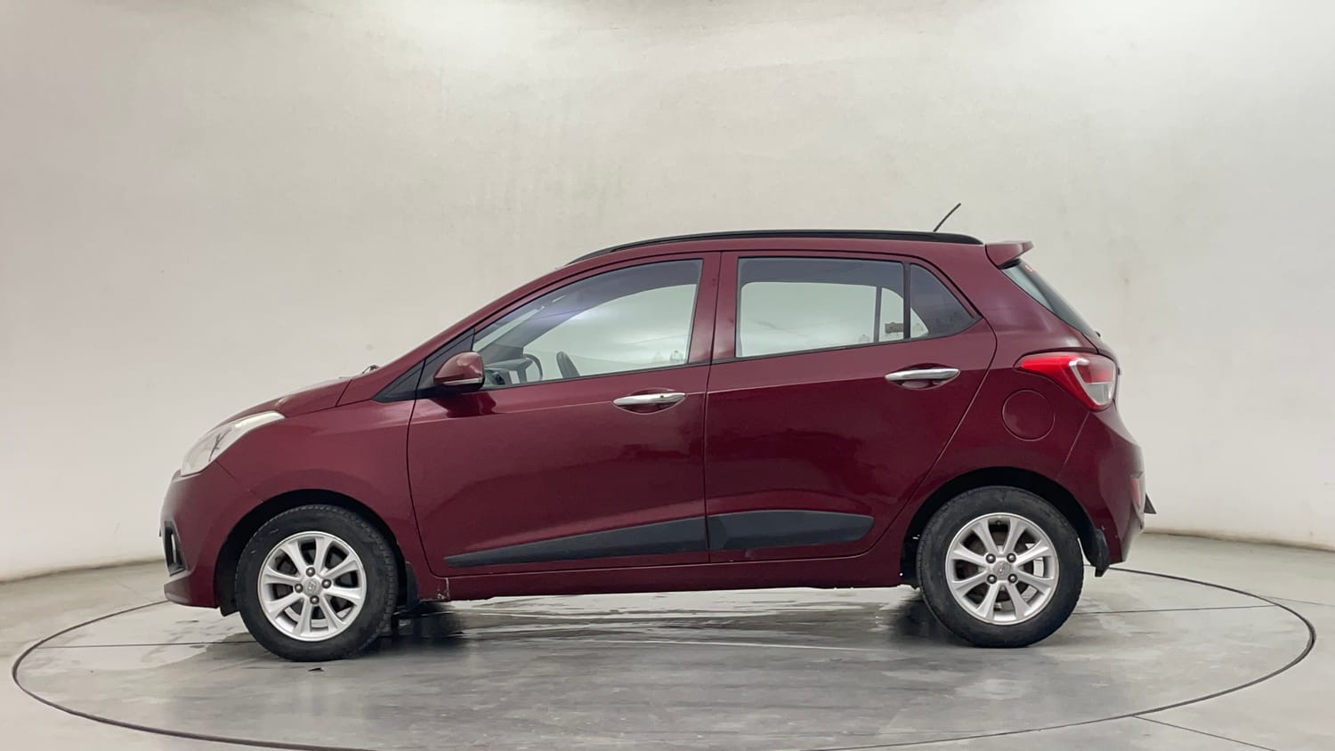 Used 2014 Hyundai Grand i10 Asta AT 1.2 Kappa VTVT Petrol Automatic exterior LEFT SIDE VIEW
