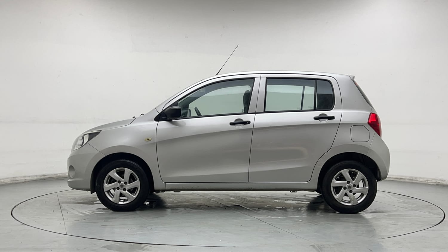 Used 2014 Maruti Suzuki Celerio VXi AMT Petrol Automatic exterior LEFT SIDE VIEW