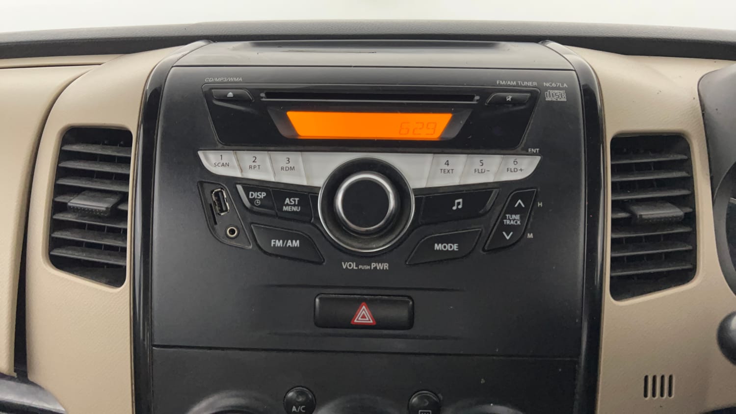 Used 2018 Maruti Suzuki Wagon R 1.0 VXI AMT Petrol Automatic top_features Integrated (in-dash) music system