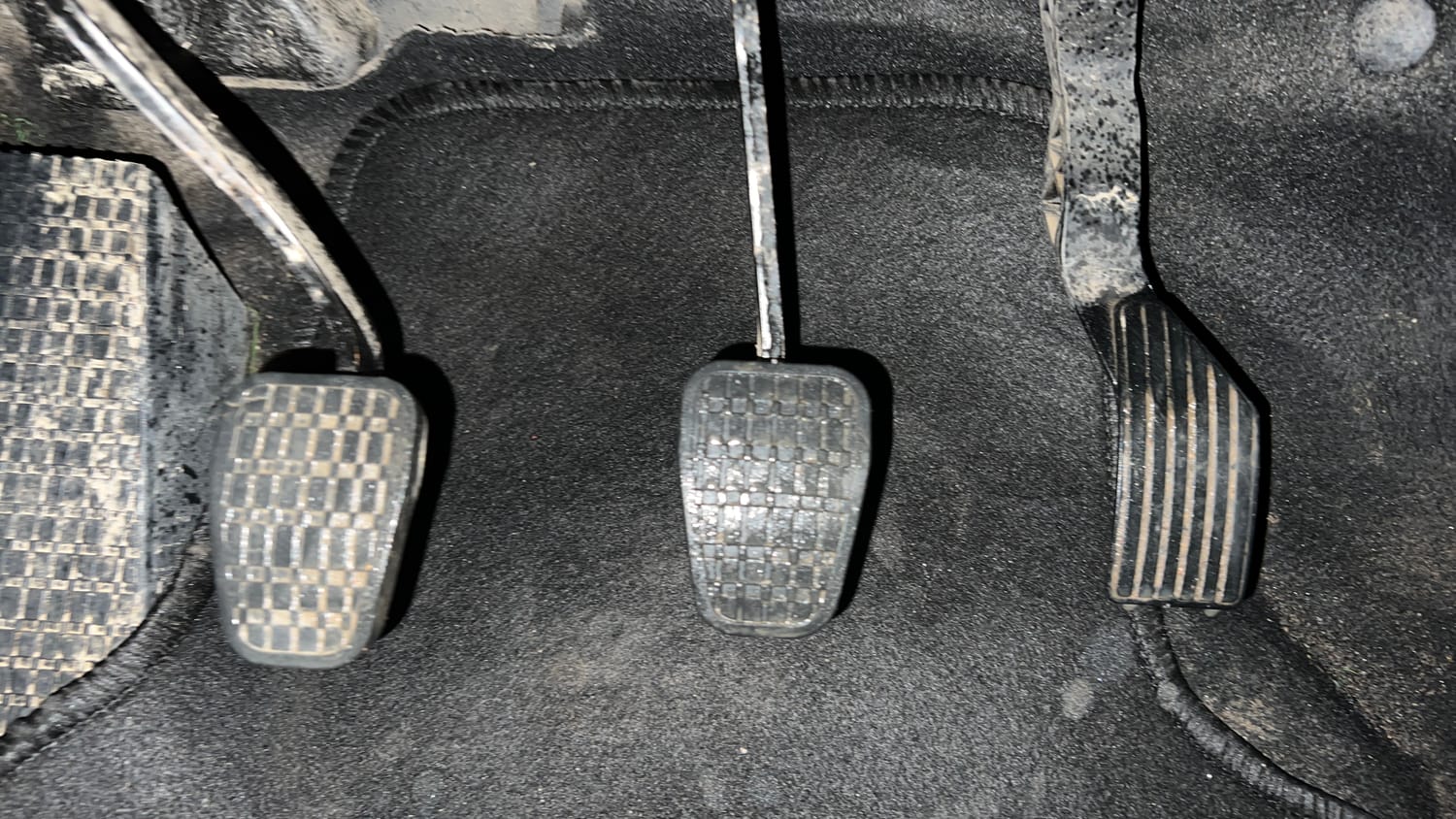 Used 2022 Tata Punch Pure MT Petrol Manual interior PEDALS VIEW