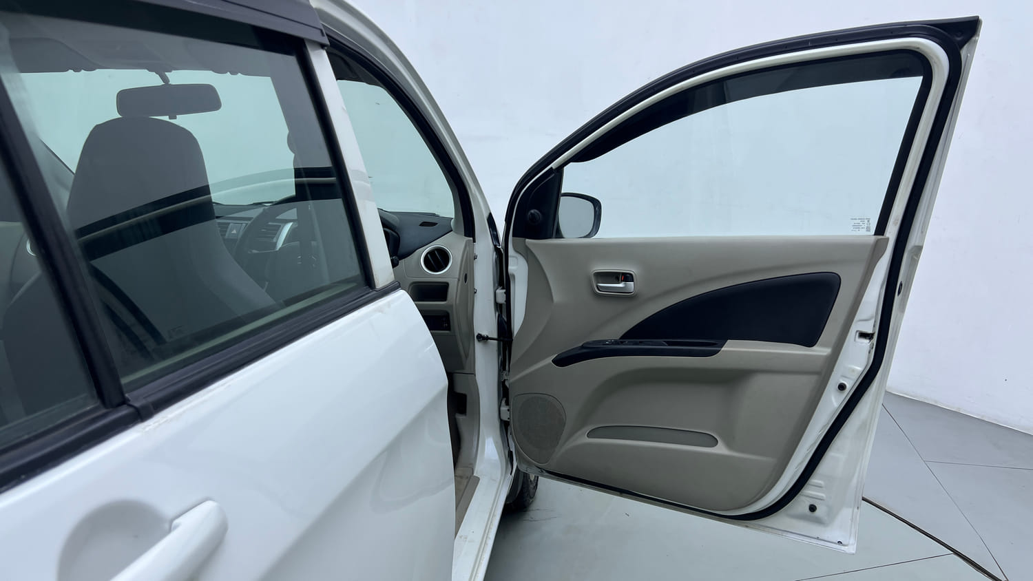 Used 2014 Maruti Suzuki Celerio VXi Petrol Manual interior RIGHT FRONT DOOR OPEN VIEW