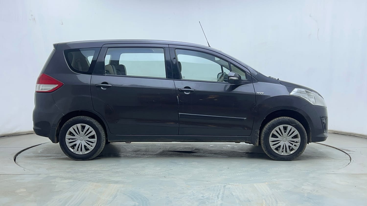Used 2013 Maruti Suzuki Ertiga Vxi Petrol Manual exterior RIGHT SIDE VIEW