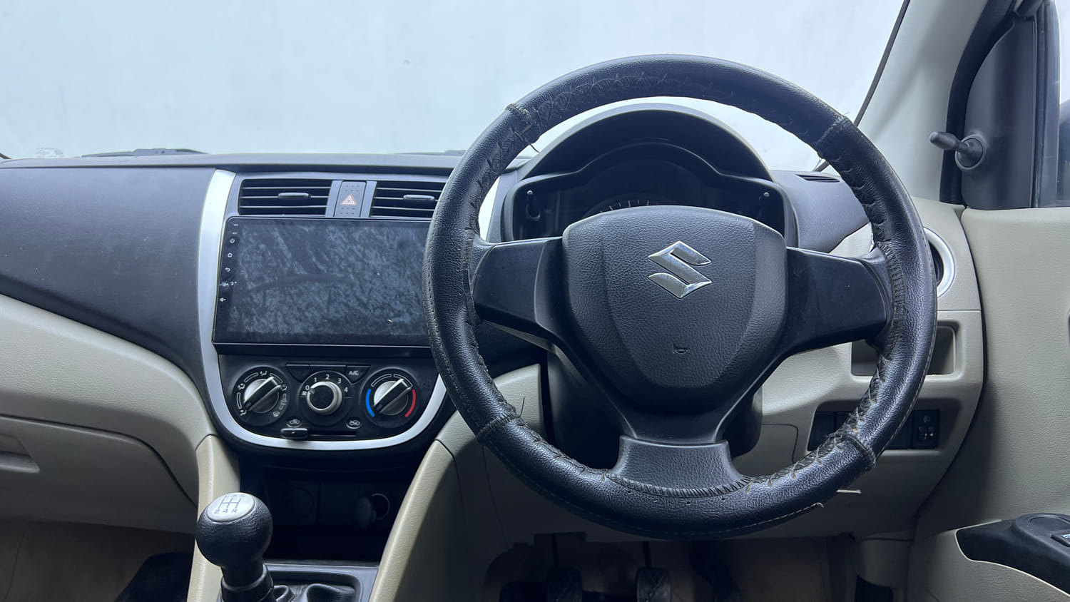 Used 2014 Maruti Suzuki Celerio VXi Petrol Manual interior STEERING VIEW