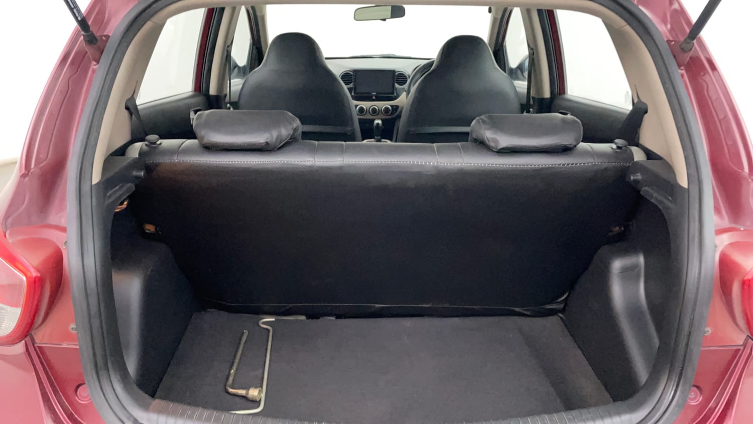 Used 2014 Hyundai Grand i10 Asta AT 1.2 Kappa VTVT Petrol Automatic interior DICKY INSIDE VIEW