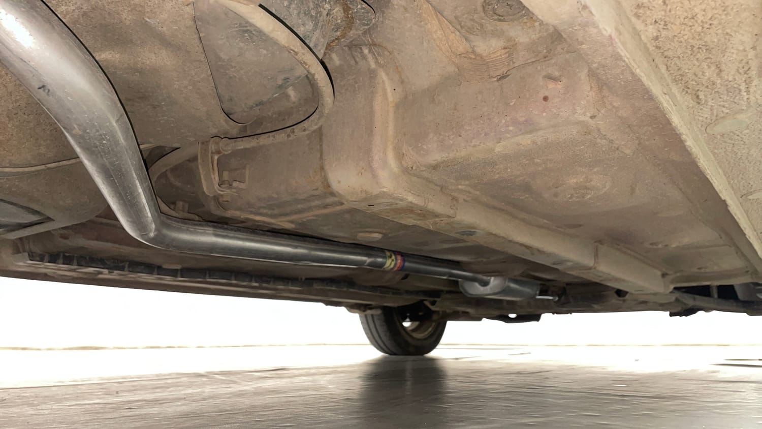 Used 2014 Hyundai Grand i10 Asta AT 1.2 Kappa VTVT Petrol Automatic extra REAR RIGHT UNDERBODY VIEW
