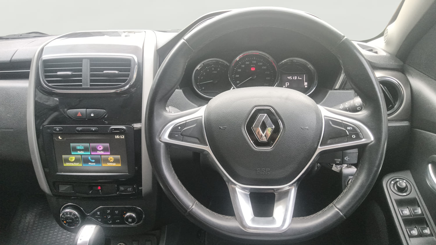 Used 2021 Renault Duster RXZ 1.3 Turbo Petrol CVT Petrol Automatic interior STEERING VIEW