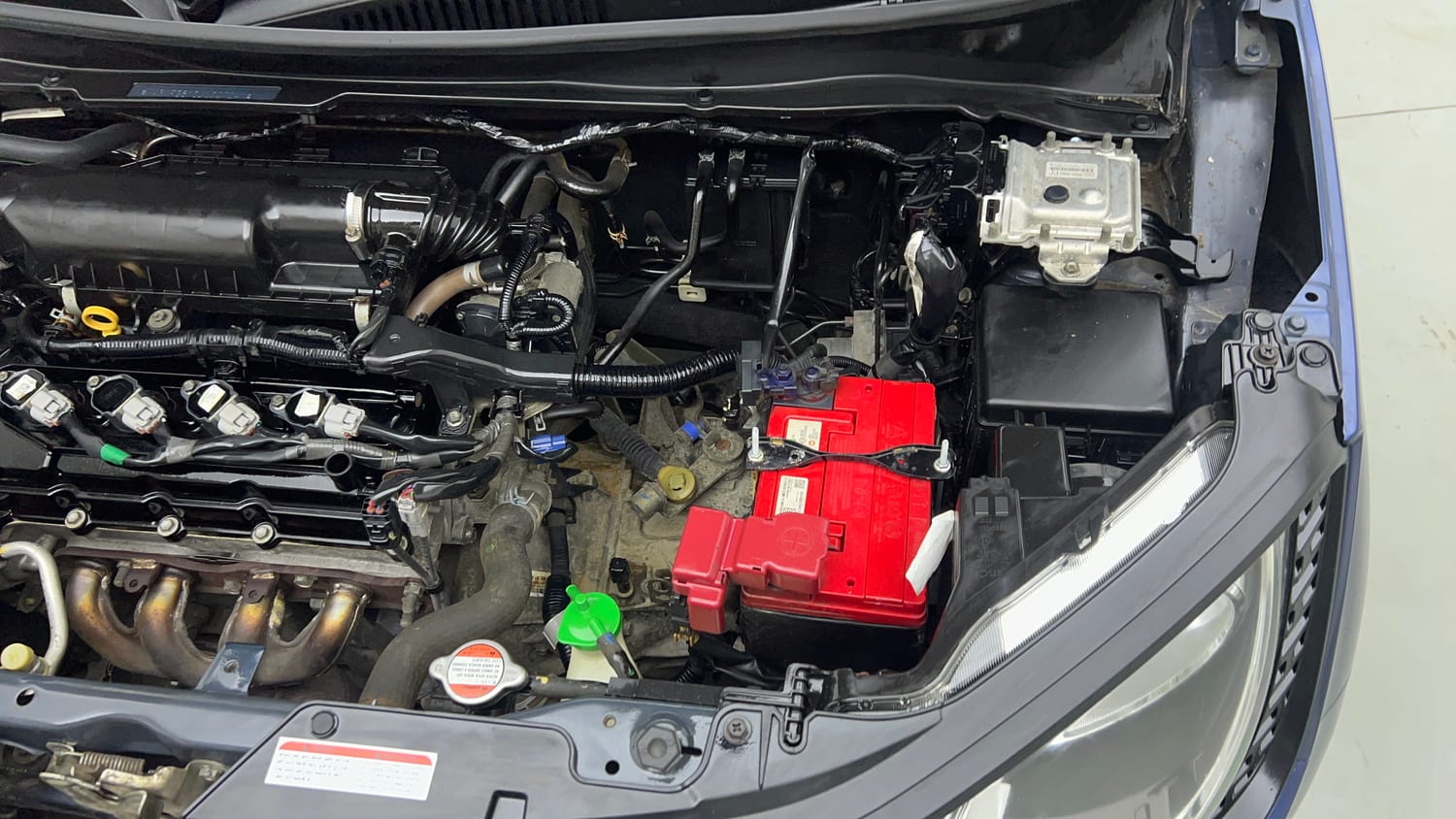 Used 2019 Maruti Suzuki Ignis Delta 1.2 MT Petrol Manual engine ENGINE LEFT SIDE VIEW