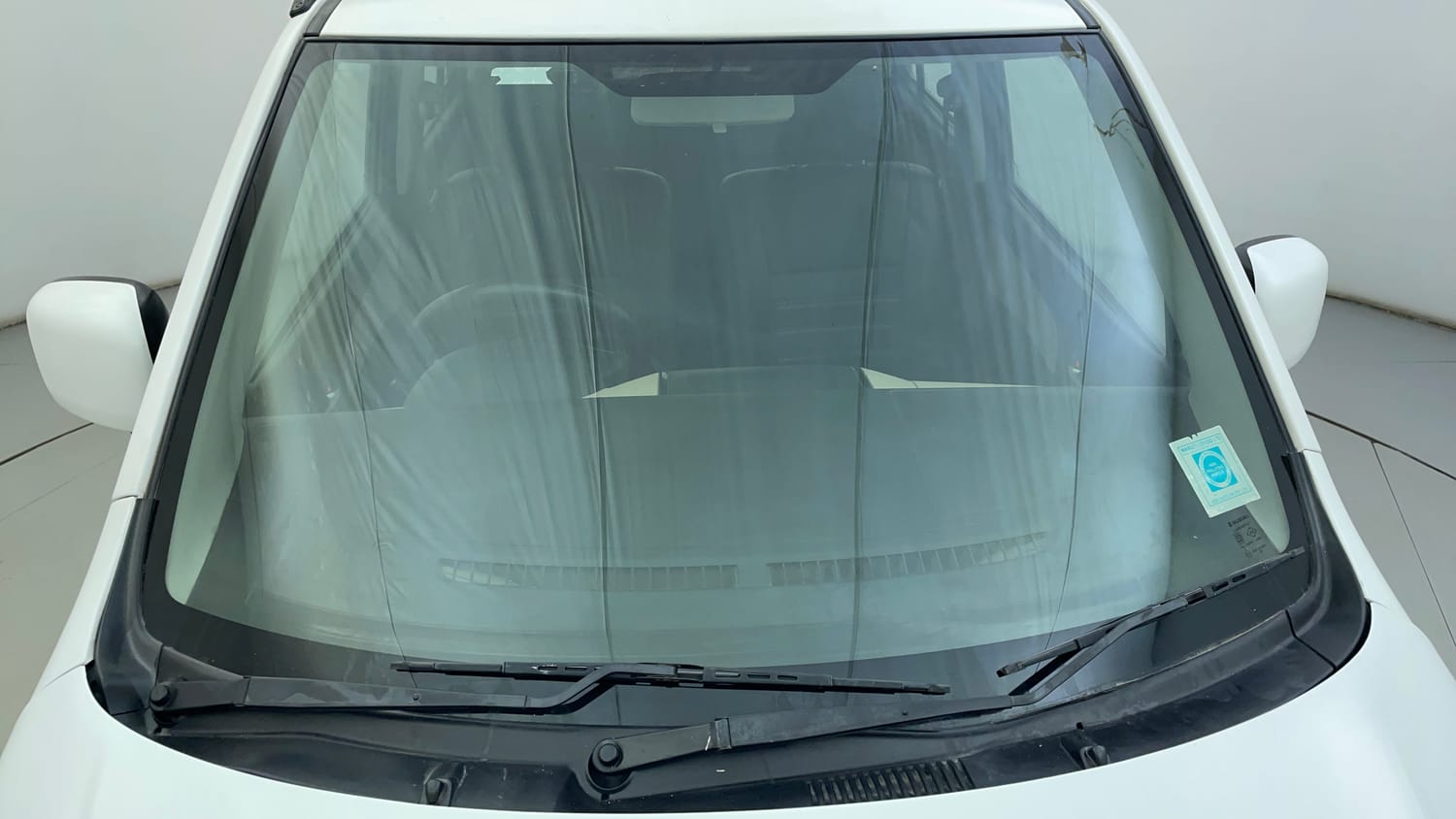 Used 2018 Maruti Suzuki Wagon R 1.0 VXI AMT Petrol Automatic exterior FRONT WINDSHIELD VIEW