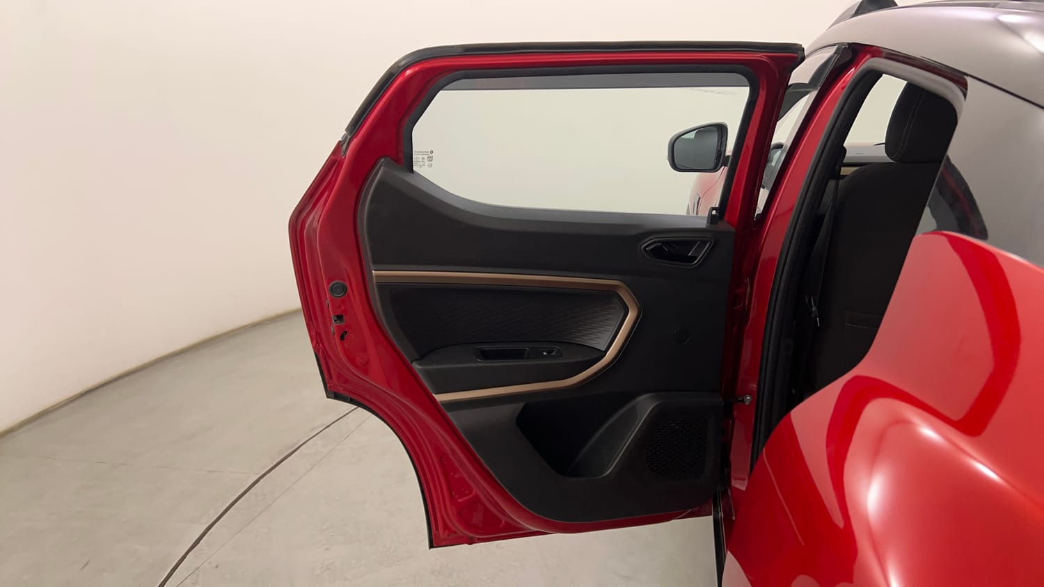 Used 2022 Renault Kiger RXT (O) MT Dual Tone Petrol Manual interior LEFT REAR DOOR OPEN VIEW
