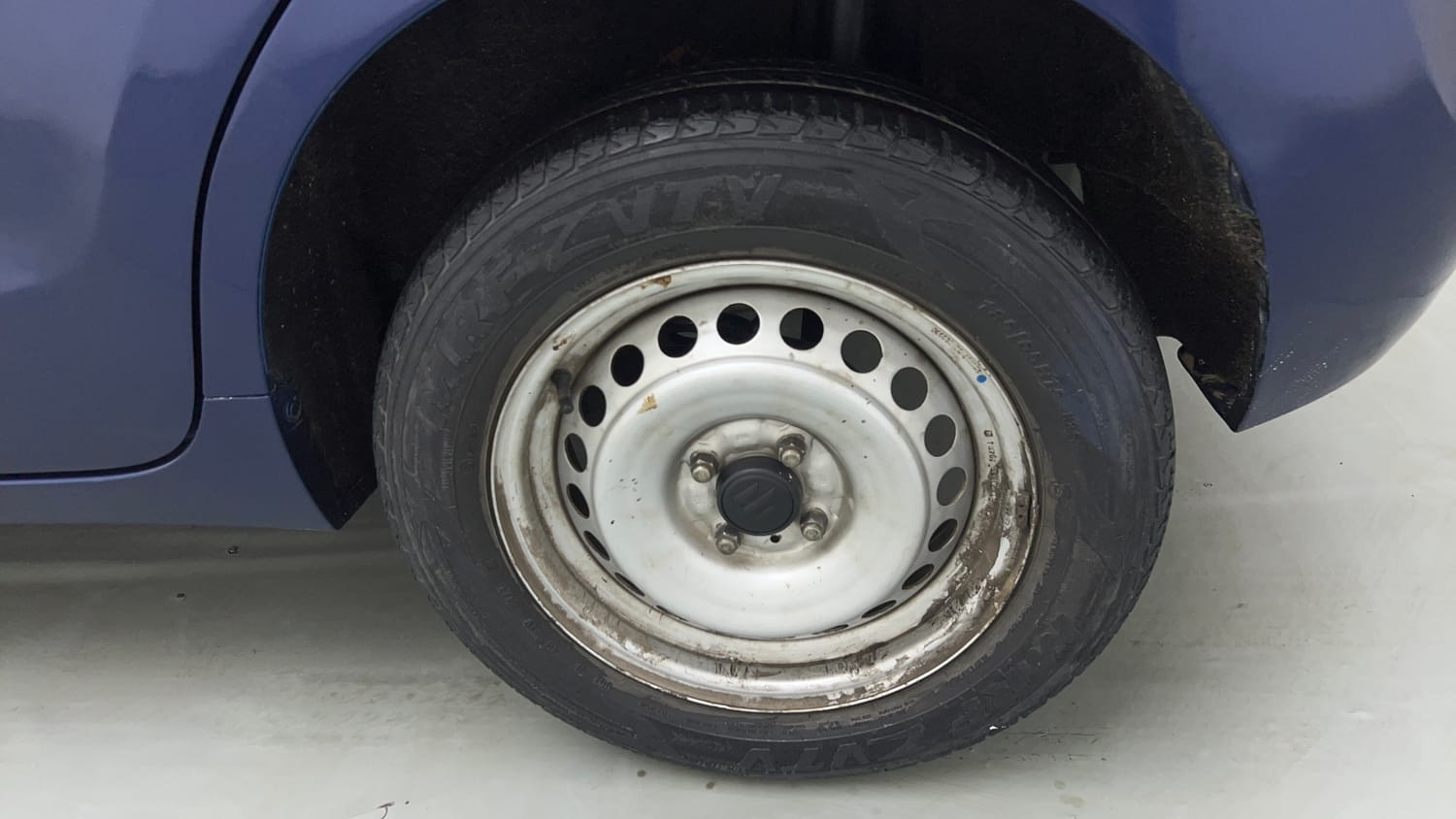 Used 2019 Maruti Suzuki Baleno Sigma 1.2 Petrol Manual tyres LEFT REAR TYRE RIM VIEW