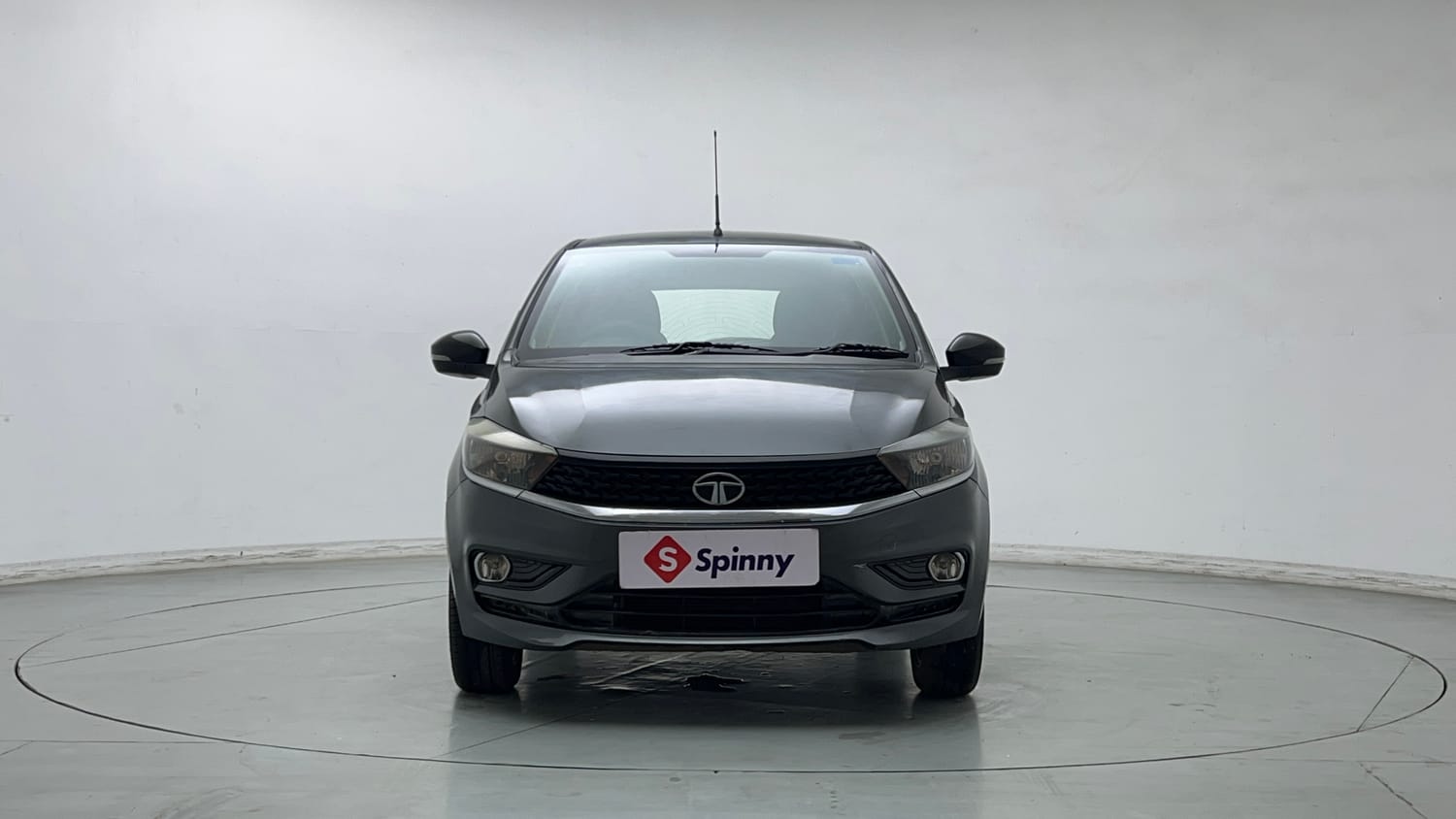 Used 2020 Tata Tiago XZ Plus Petrol Manual exterior FRONT VIEW