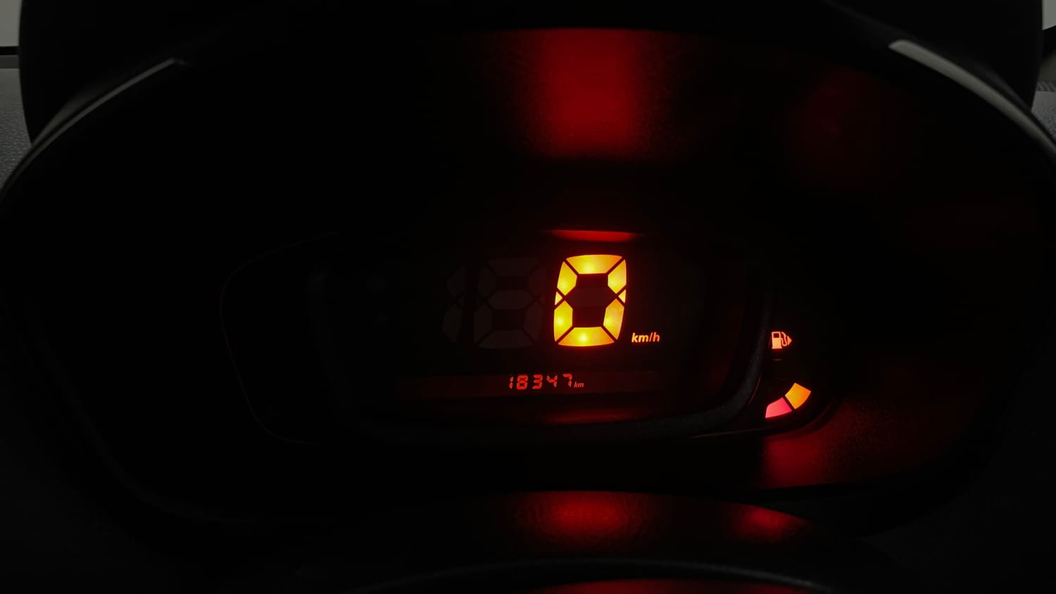 Used 2019 Renault Kwid RXT Opt Petrol Manual interior CLUSTERMETER VIEW