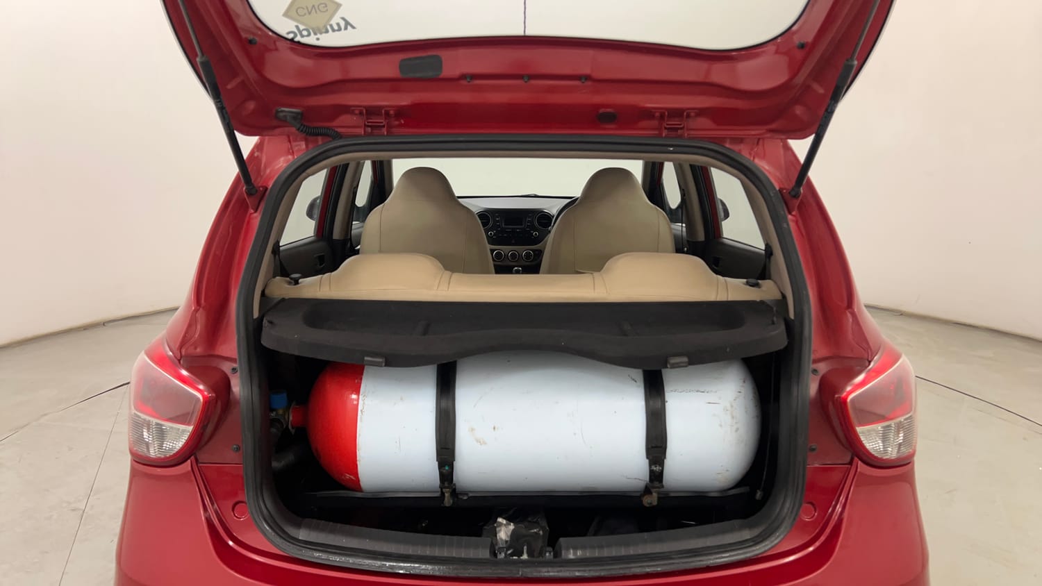 Used 2019 Hyundai Grand i10 Magna 1.2 Kappa VTVT CNG Cng Manual interior DICKY INSIDE VIEW