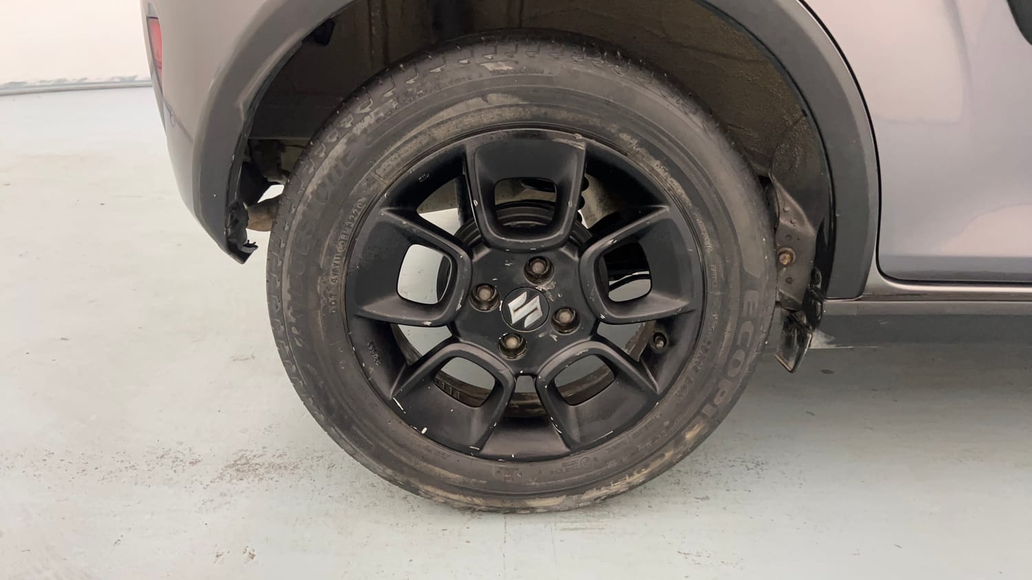 Used 2020 Maruti Suzuki Ignis Zeta 1.2 MT Petrol Manual tyres RIGHT REAR TYRE RIM VIEW