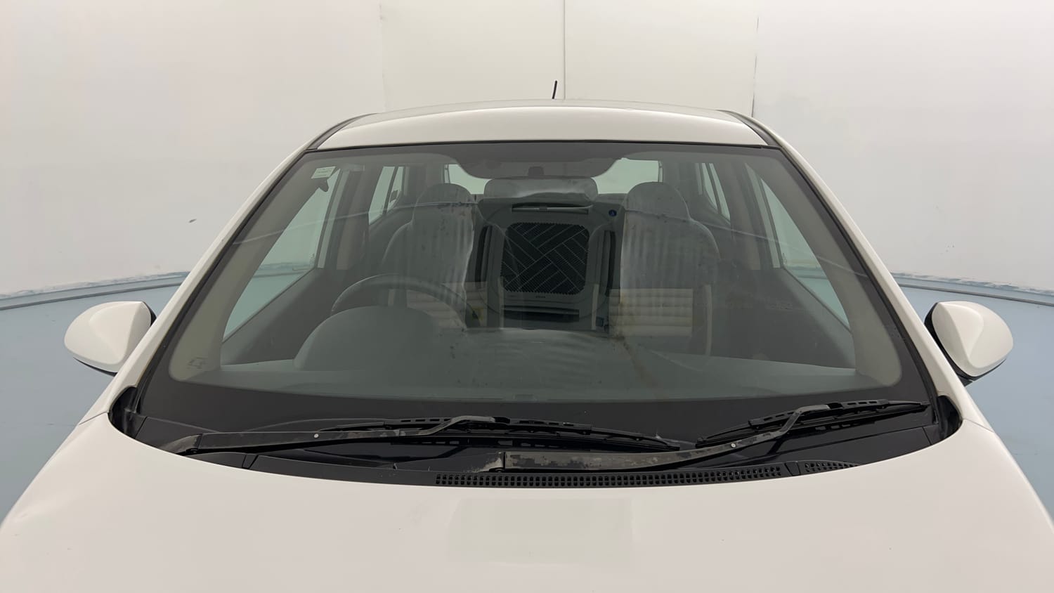 Used 2017 Hyundai Grand i10 Magna U2 1.2 CRDi Diesel Manual exterior FRONT WINDSHIELD VIEW