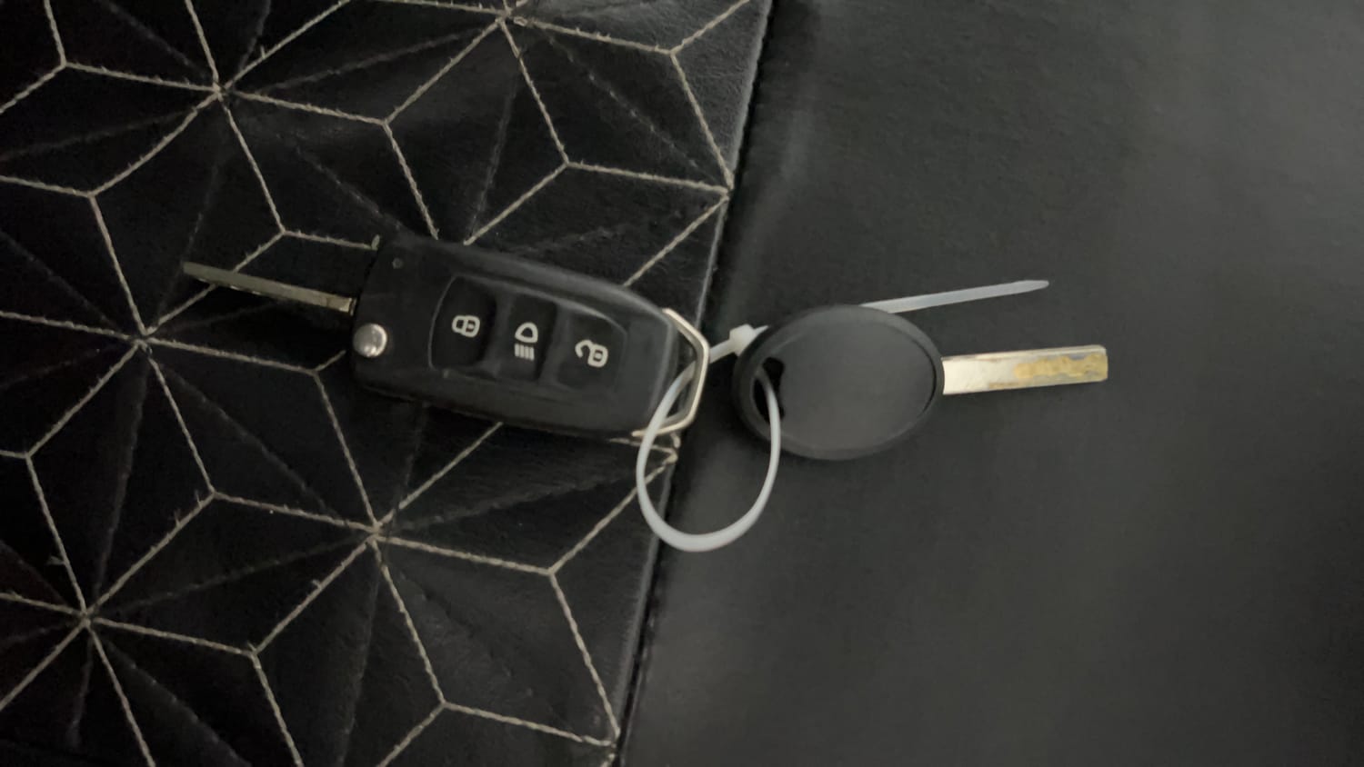 Used 2022 Tata Tiago XZ Plus Petrol Manual extra CAR KEY VIEW