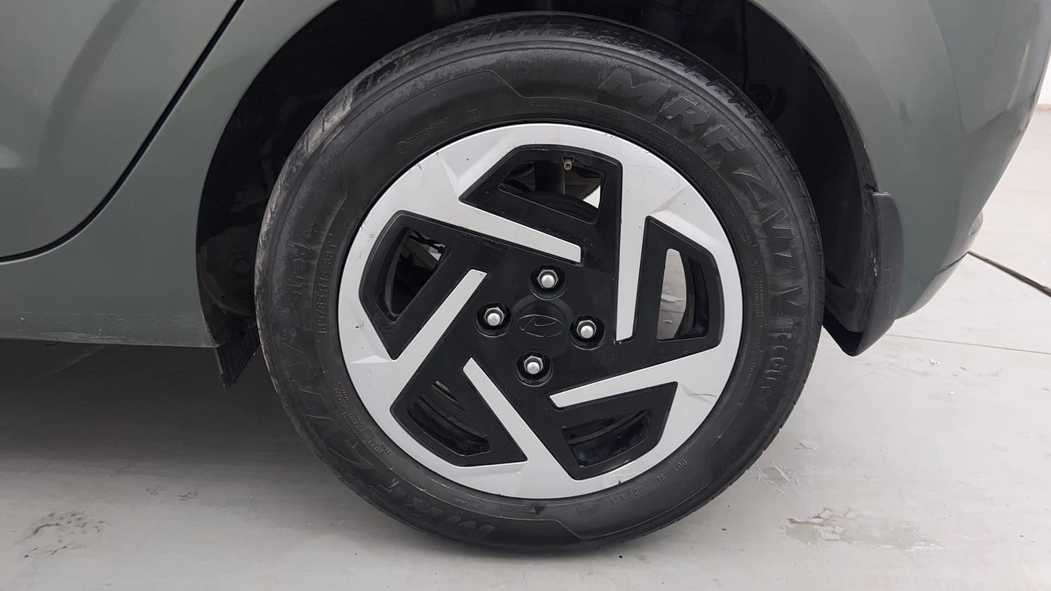 Used 2023 Hyundai Grand i10 Nios Sportz 1.2 Kappa VTVT Petrol Manual tyres LEFT REAR TYRE RIM VIEW