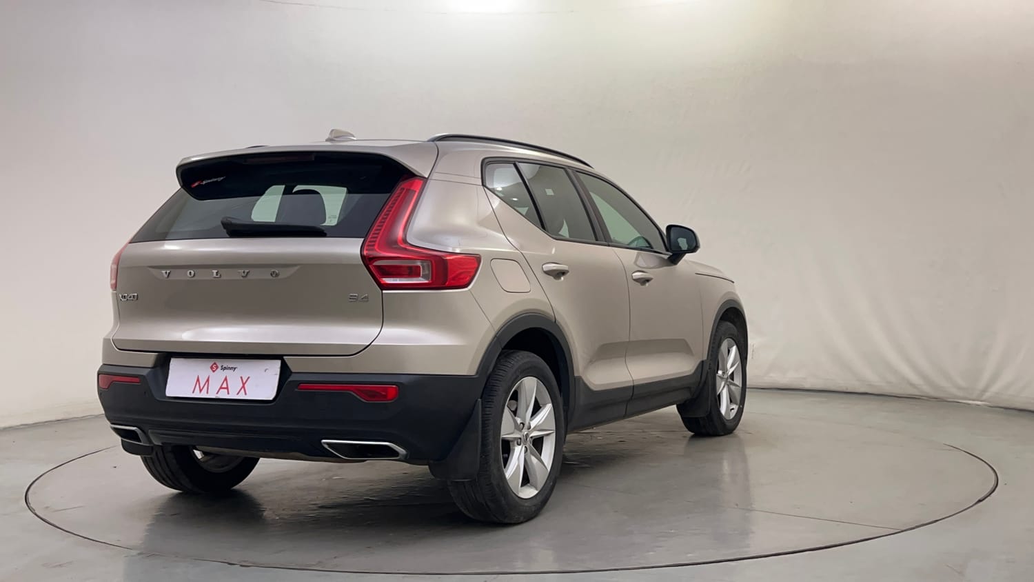 Used 2023 Volvo XC40 B4 Ultimate Petrol Automatic exterior RIGHT REAR CORNER VIEW