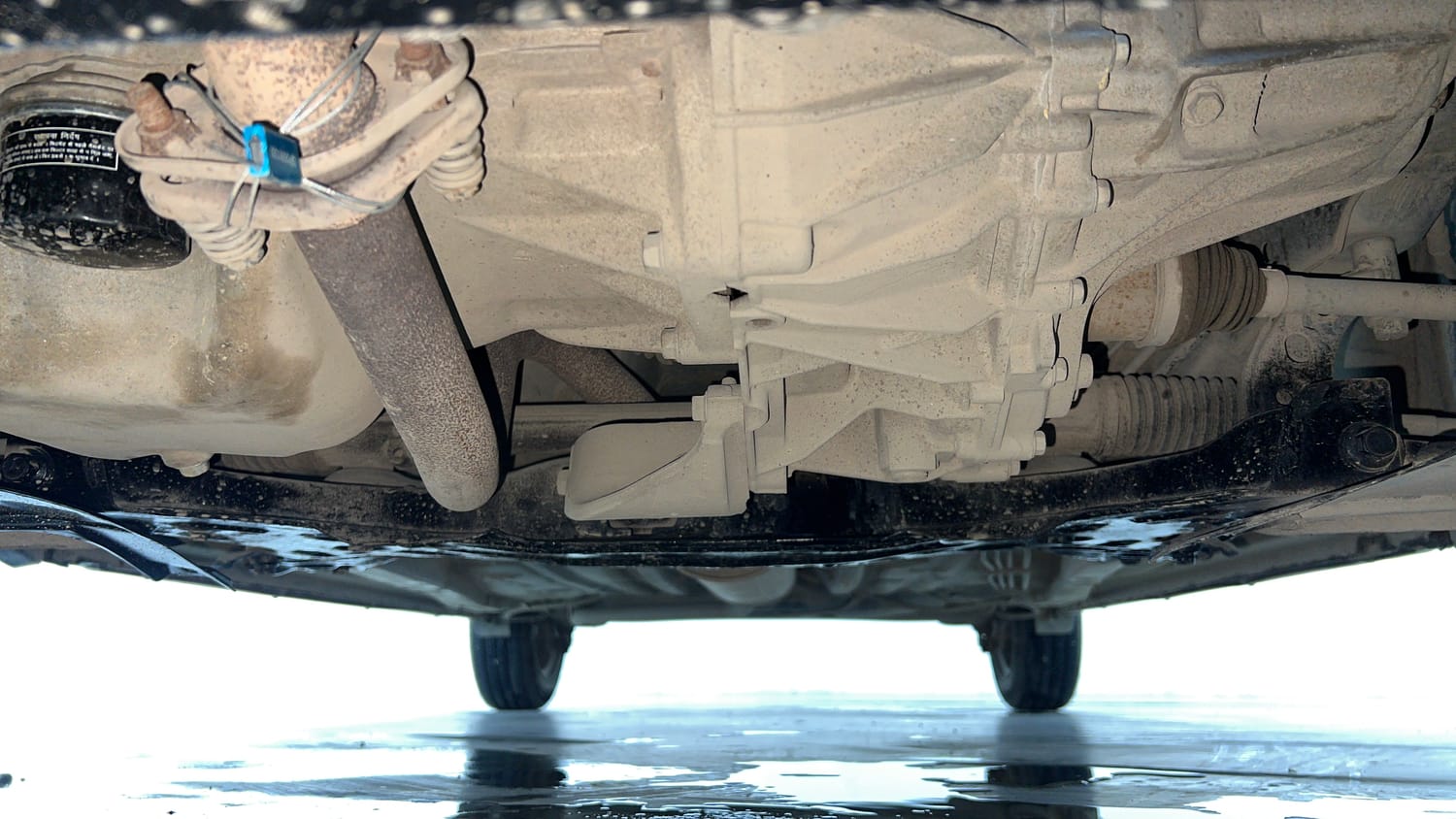 Used 2020 Maruti Suzuki Wagon R 1.0 VXi (O) 1.0 AMT Petrol Automatic extra FRONT LEFT UNDERBODY VIEW