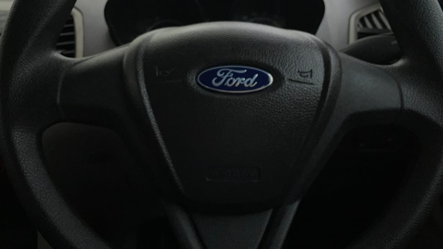 Used 2016 Ford EcoSport Ambiente 1.5L TDCi Diesel Manual top_features Airbags