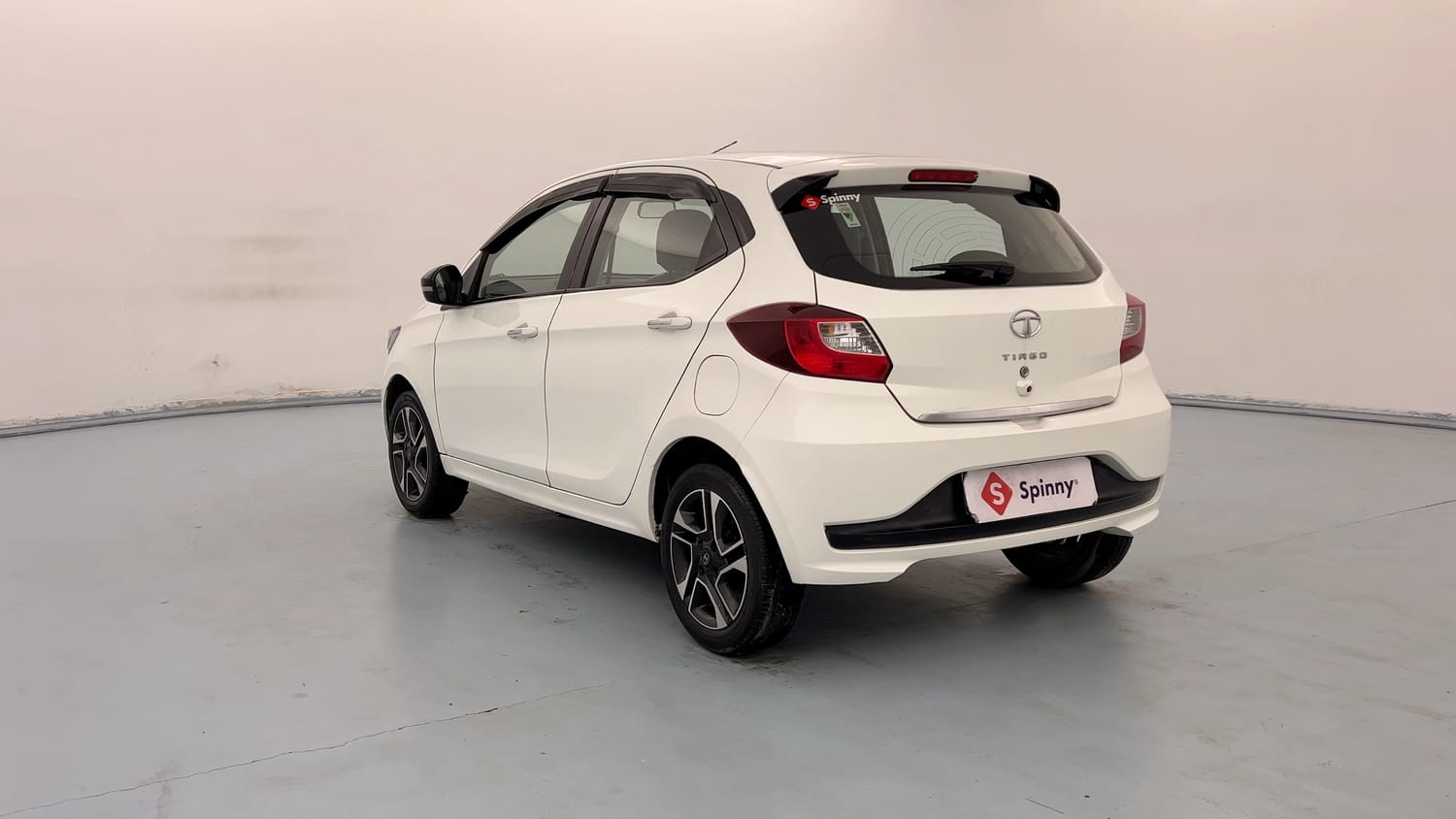 Used 2022 Tata Tiago XZ Plus Petrol Manual exterior LEFT REAR CORNER VIEW