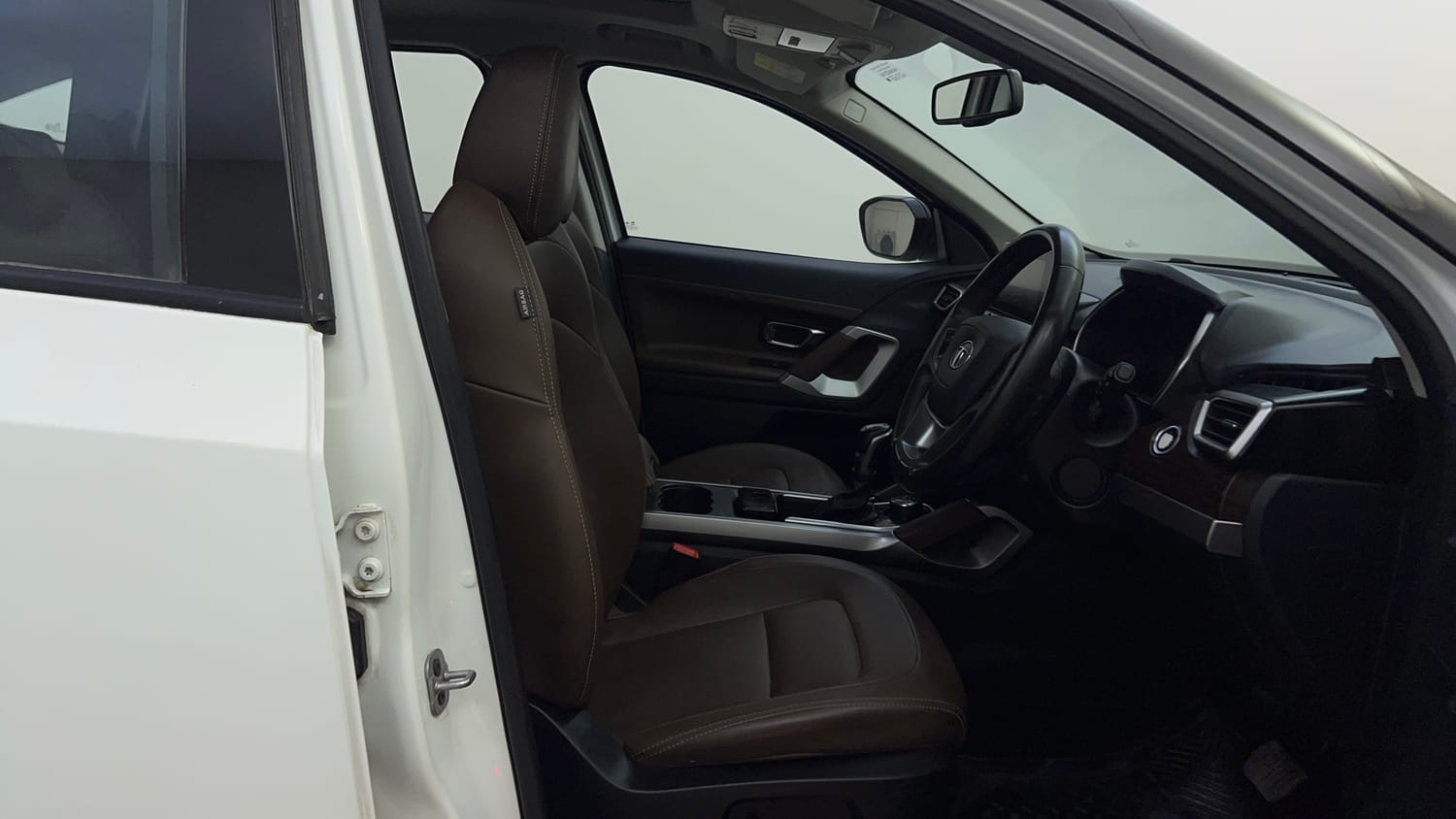 Used 2021 Tata Harrier XZA Plus Dual Tone Diesel Automatic interior RIGHT SIDE FRONT DOOR CABIN VIEW