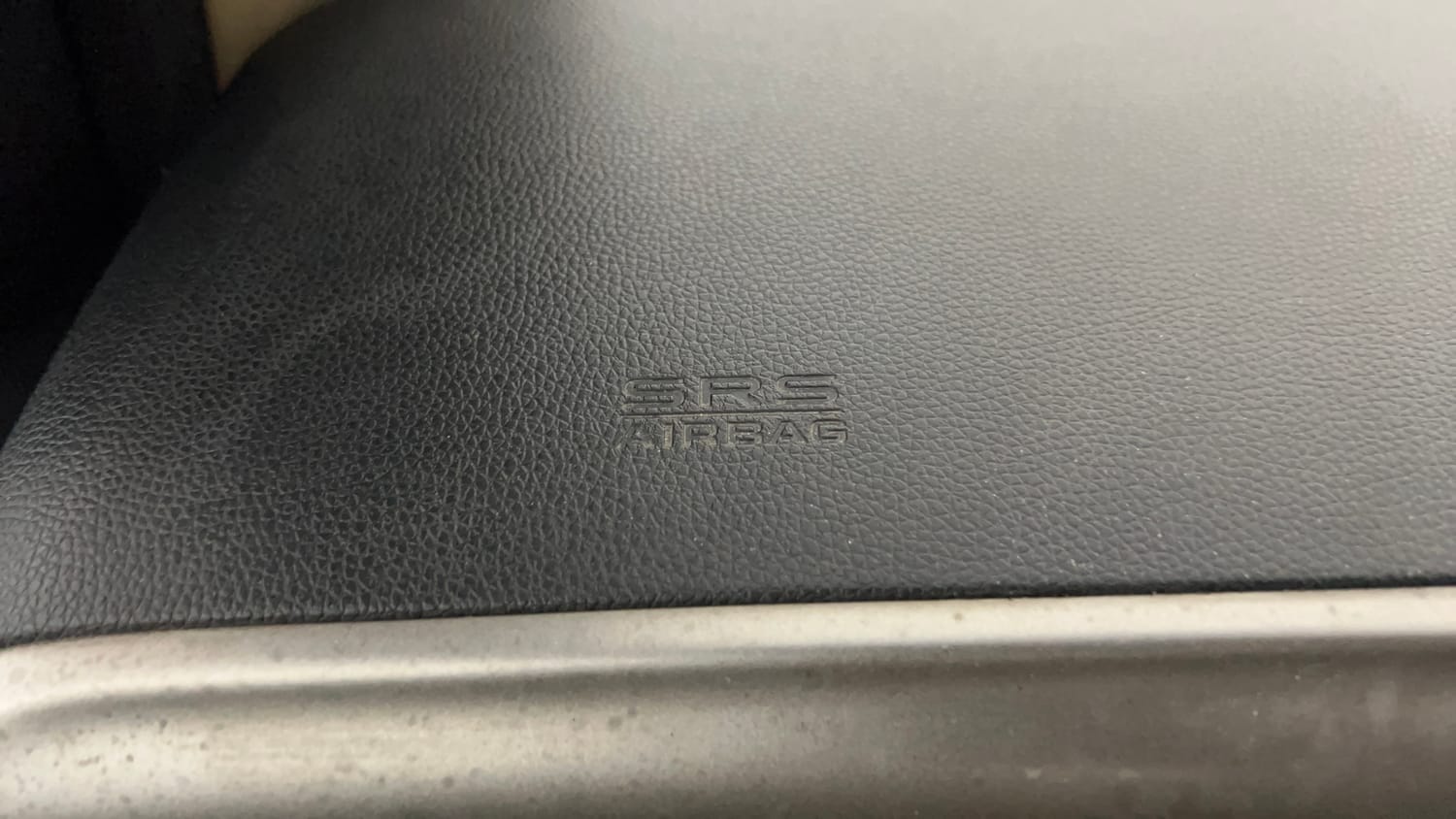 Used 2014 Honda City V Petrol Manual top_features Airbags