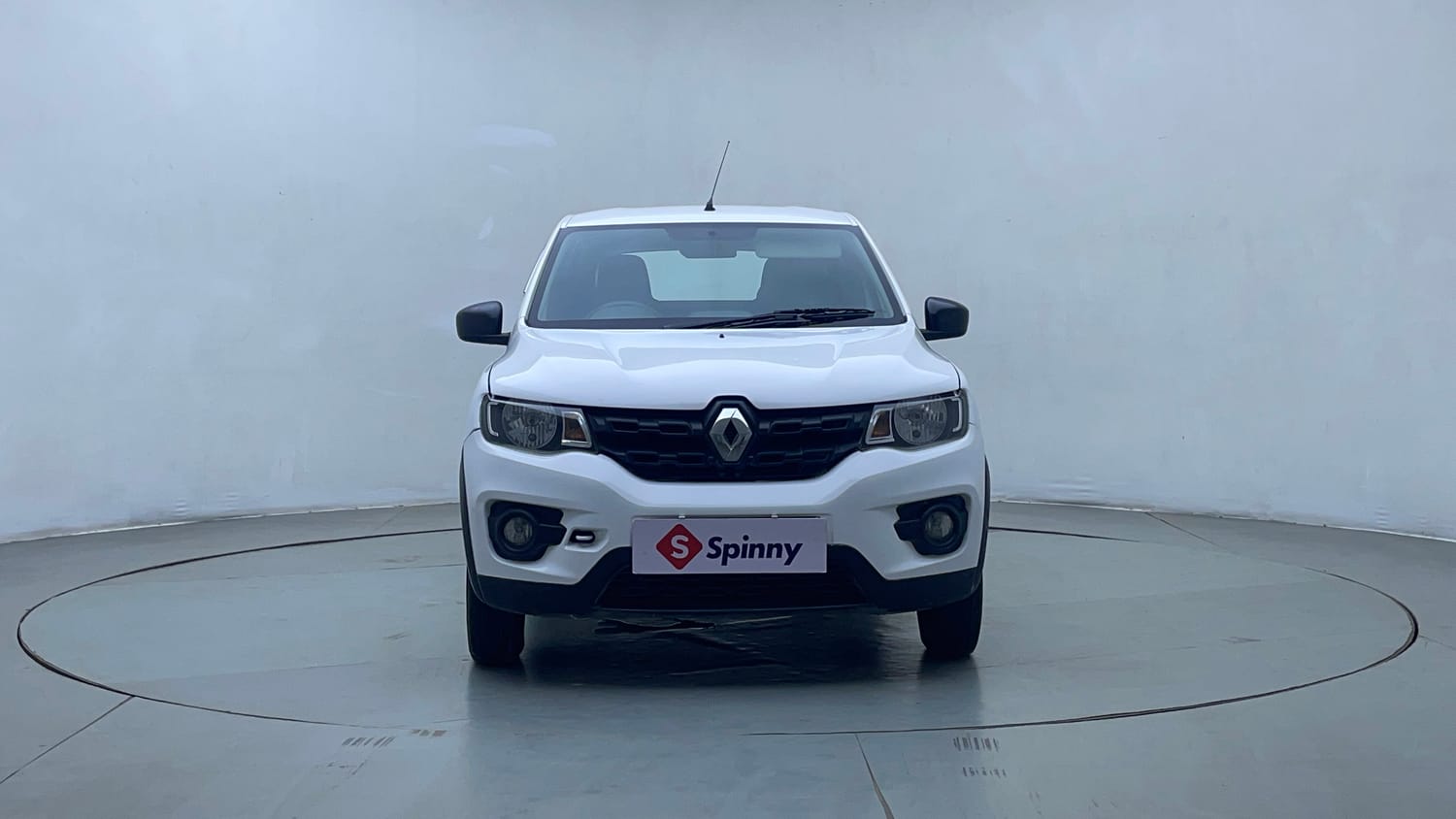 Used 2018 Renault Kwid 1.0 RXT AMT Opt Petrol Automatic exterior FRONT VIEW