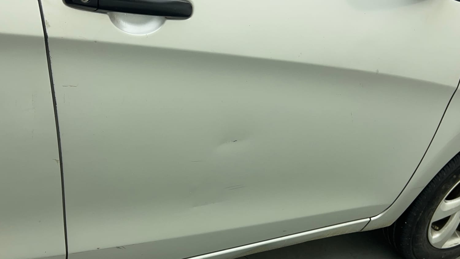 Used 2014 Maruti Suzuki Celerio VXi AMT Petrol Automatic dents MINOR DENT