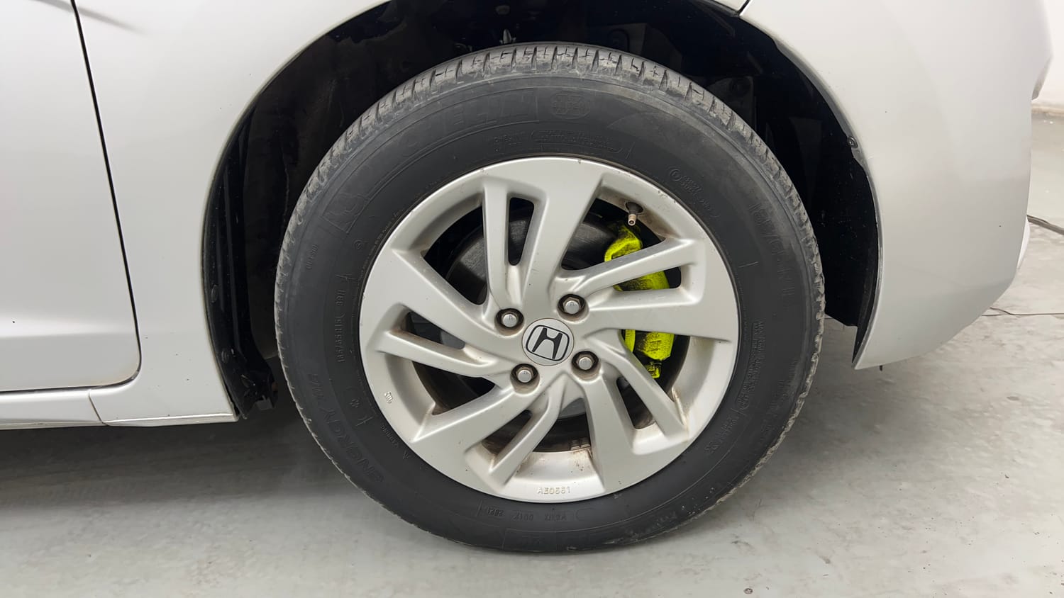Used 2018 Honda Jazz V Diesel Diesel Manual tyres RIGHT FRONT TYRE RIM VIEW