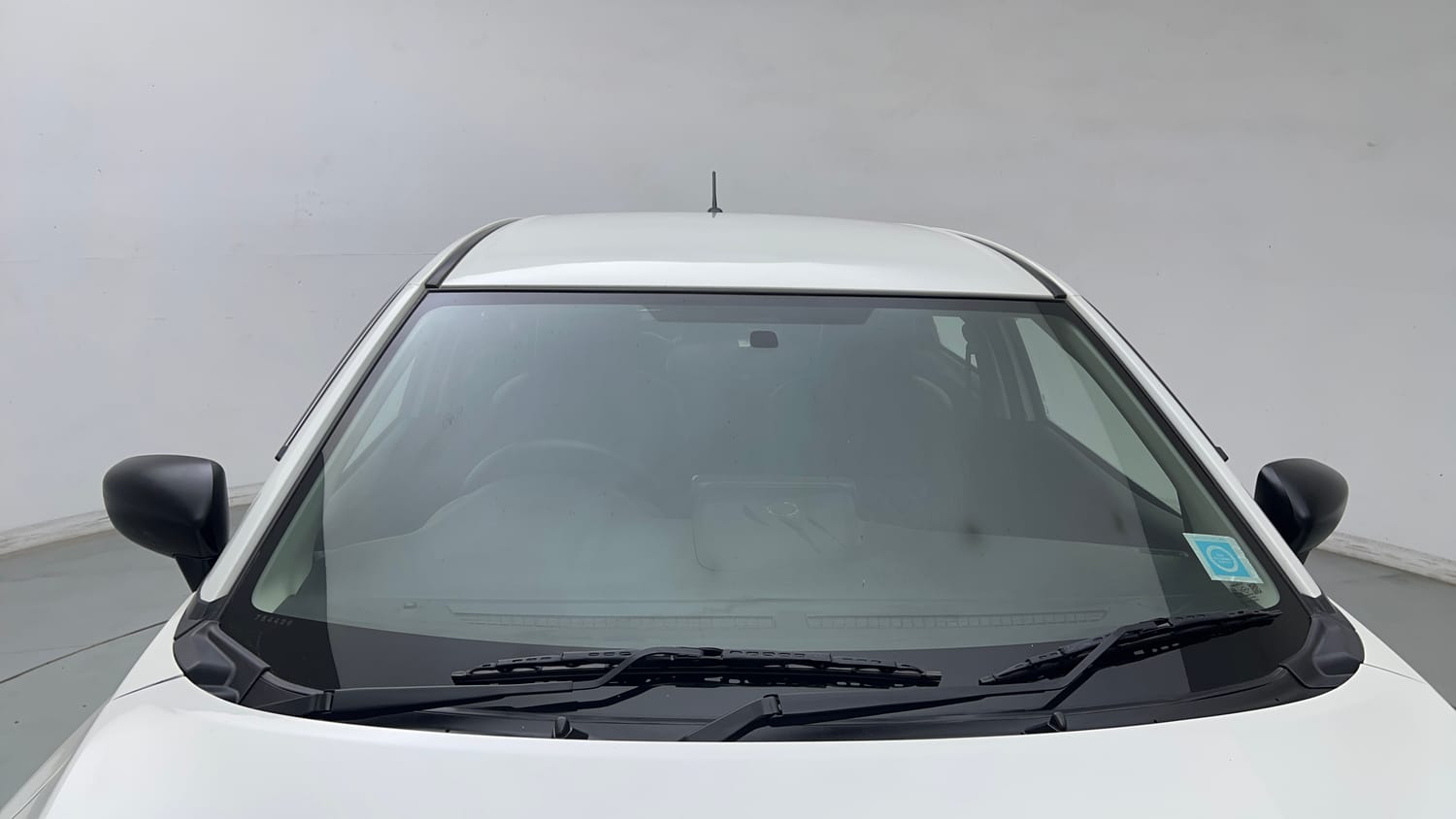 Used 2024 Maruti Suzuki Baleno Sigma MT Petrol Manual exterior FRONT WINDSHIELD VIEW