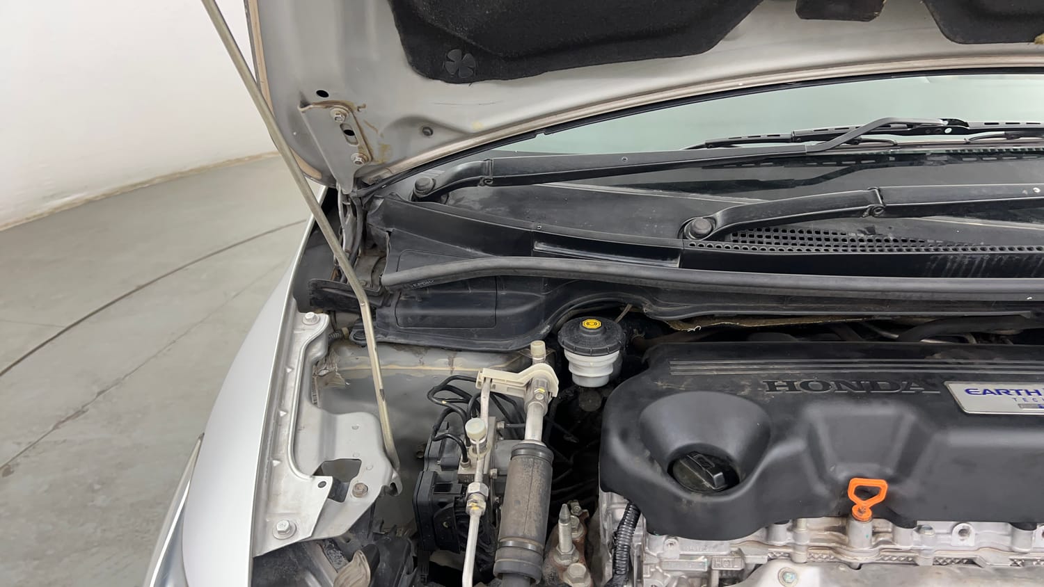 Used 2018 Honda Jazz V Diesel Diesel Manual engine ENGINE RIGHT SIDE HINGE & APRON VIEW