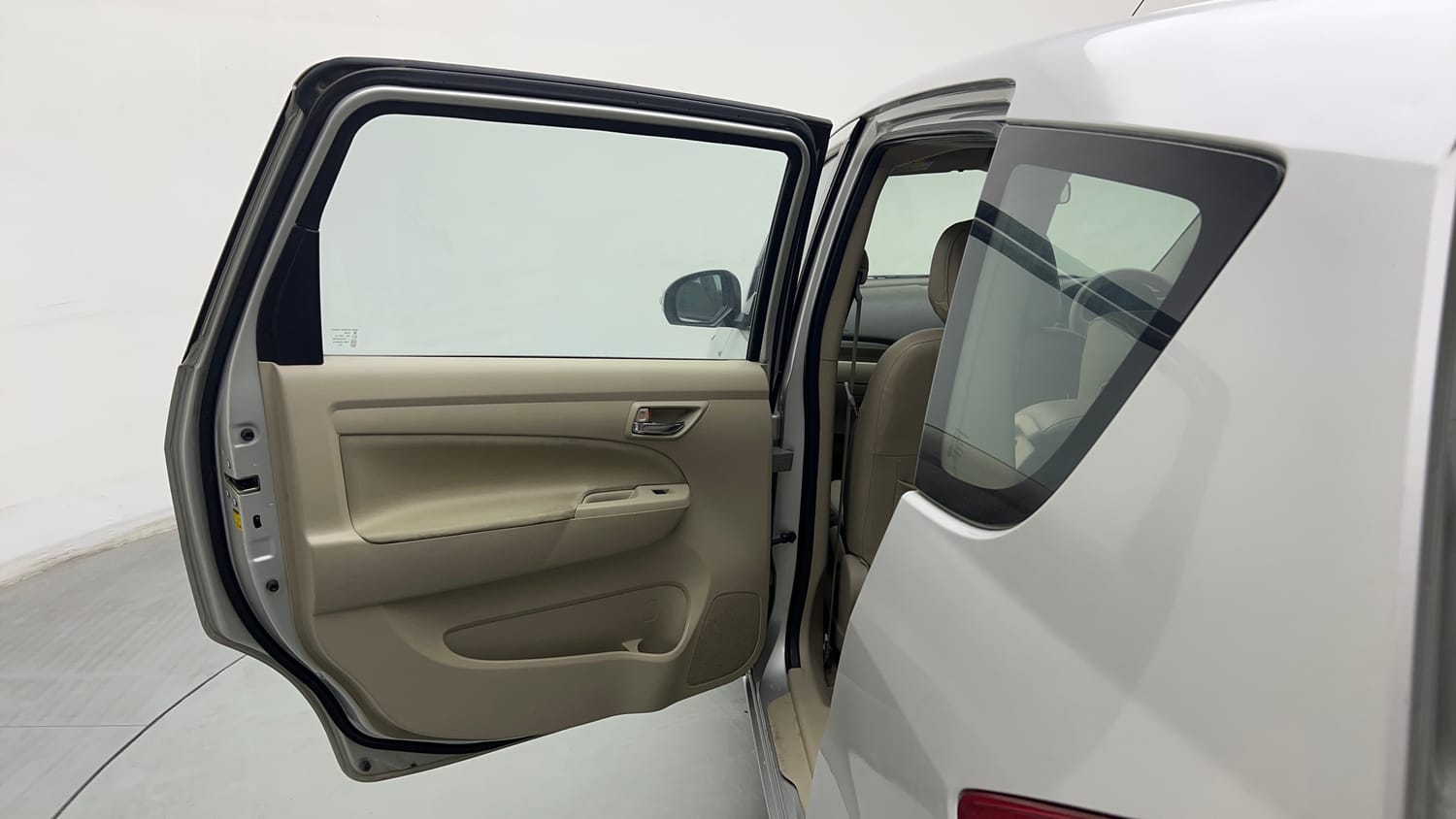 Used 2018 Maruti Suzuki Ertiga ZXI+ Petrol Manual interior LEFT REAR DOOR OPEN VIEW