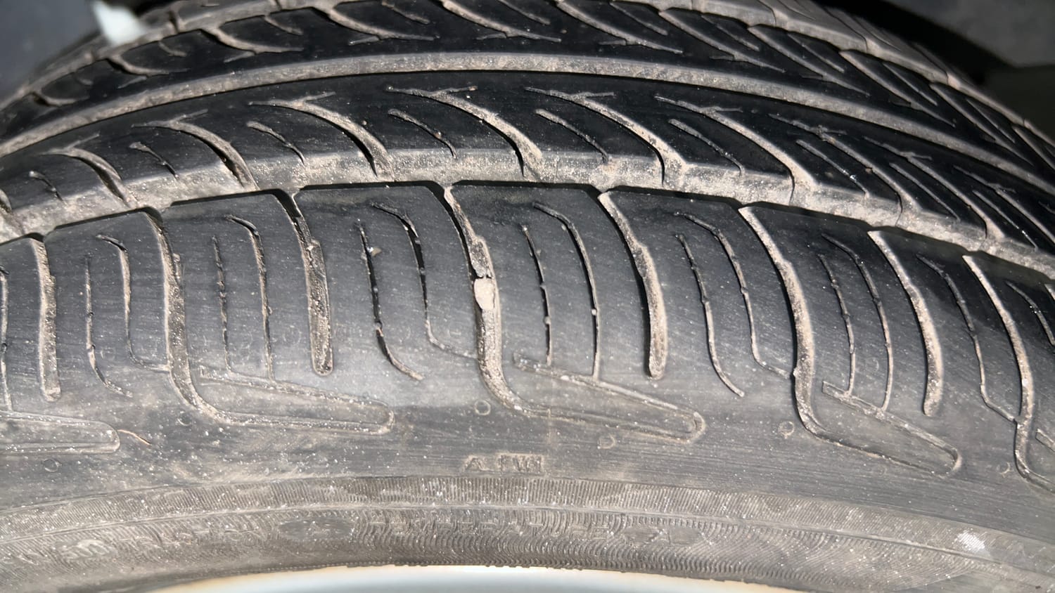 Used 2016 Tata Nano Twist XT Petrol Manual tyres RIGHT REAR TYRE TREAD VIEW
