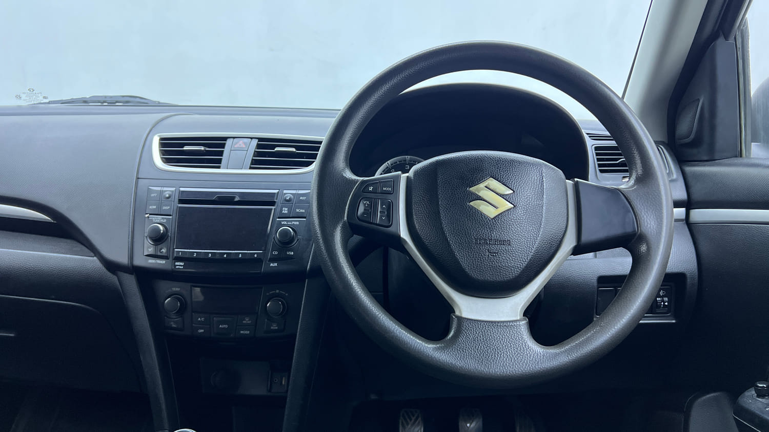 Used 2012 Maruti Suzuki Swift ZDi Diesel Manual interior STEERING VIEW