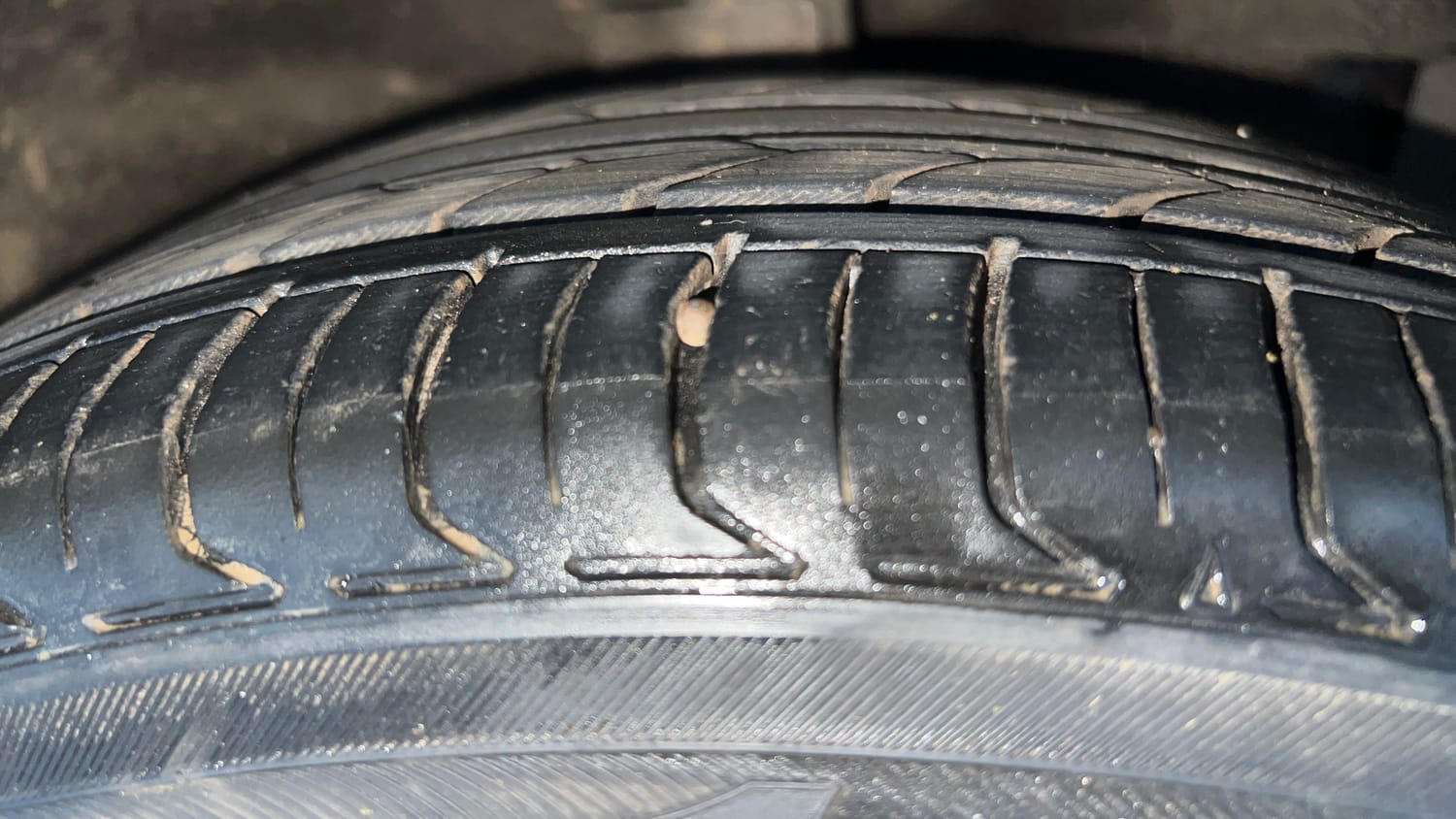 Used 2017 Maruti Suzuki Ciaz Zeta 1.3 Hybrid Diesel Manual tyres RIGHT FRONT TYRE TREAD VIEW