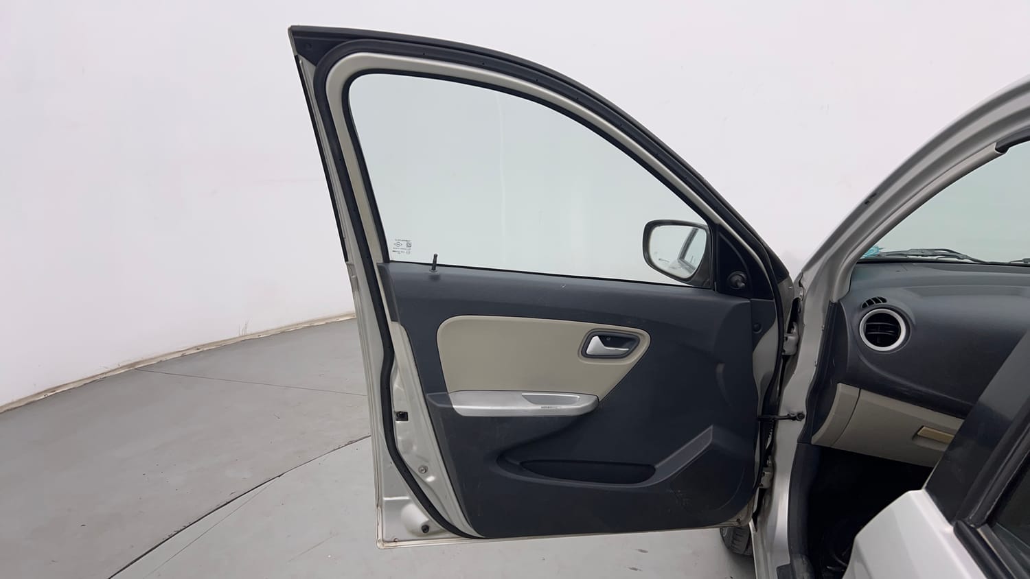 Used 2015 Maruti Suzuki Alto K10 VXi Petrol Manual interior LEFT FRONT DOOR OPEN VIEW