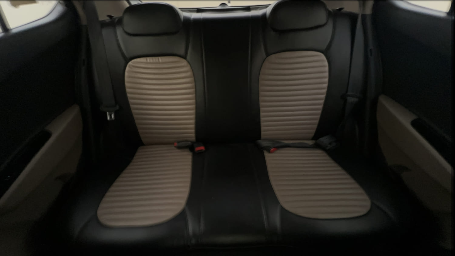 Used 2017 Hyundai Grand i10 Sportz 1.2 Kappa VTVT Petrol Manual interior REAR SEAT CONDITION VIEW