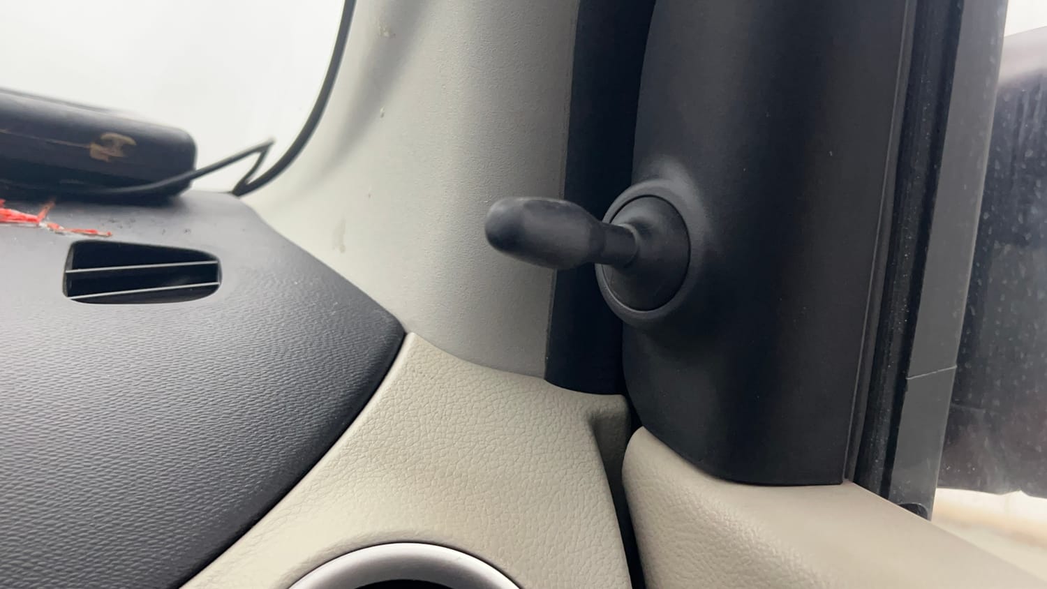 Used 2017 Maruti Suzuki Celerio VXi Petrol Manual top_features Adjustable ORVM