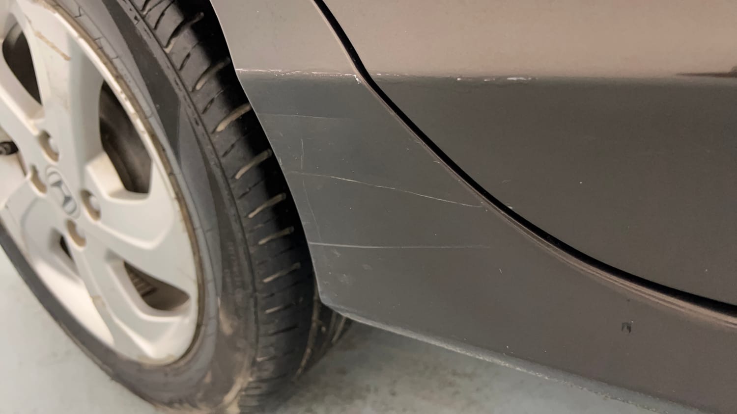 Used 2014 Honda City V Petrol Manual dents MINOR SCRATCH