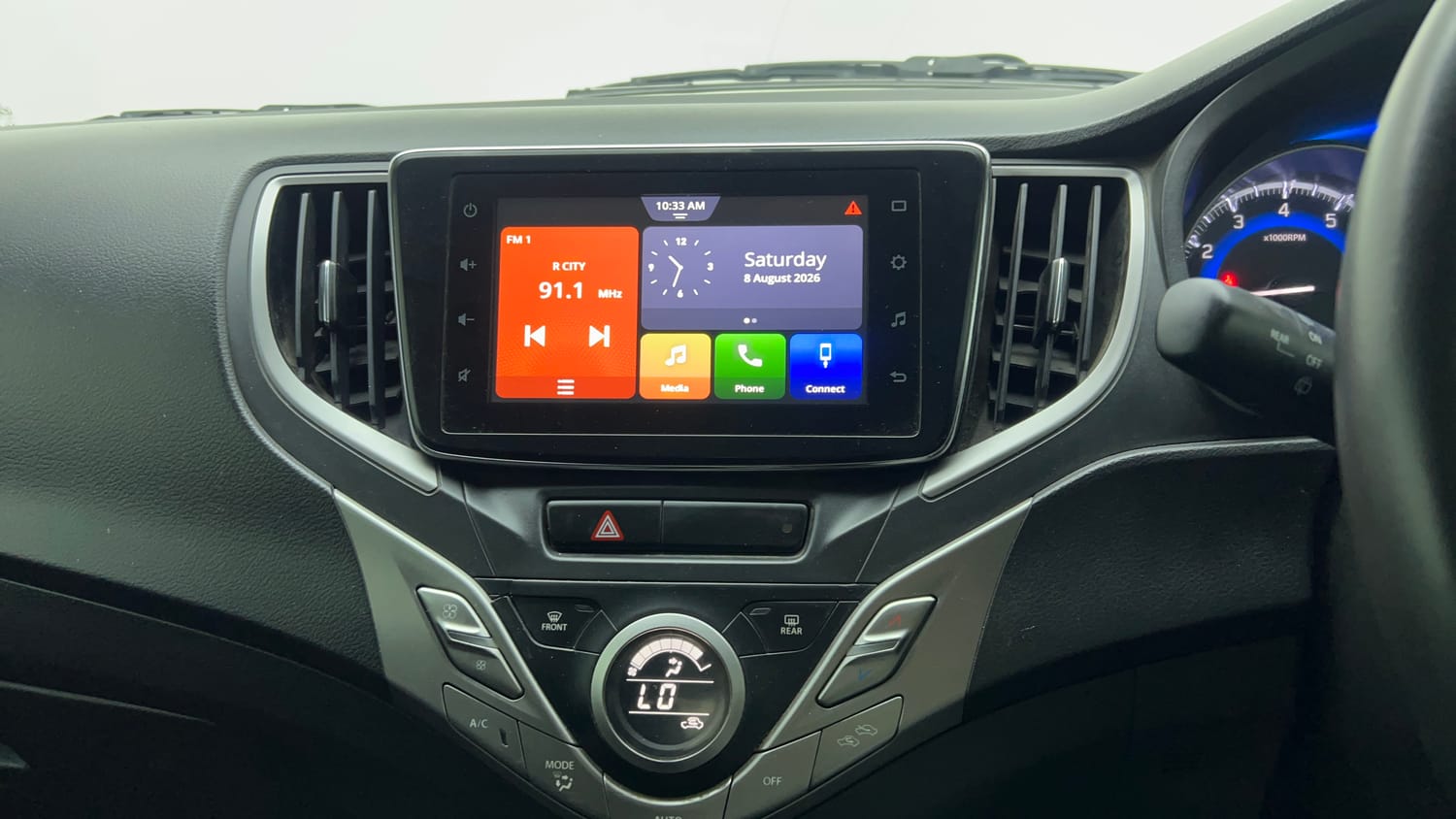 Used 2020 Toyota Glanza V CVT Petrol Automatic top_features Integrated (in-dash) music system