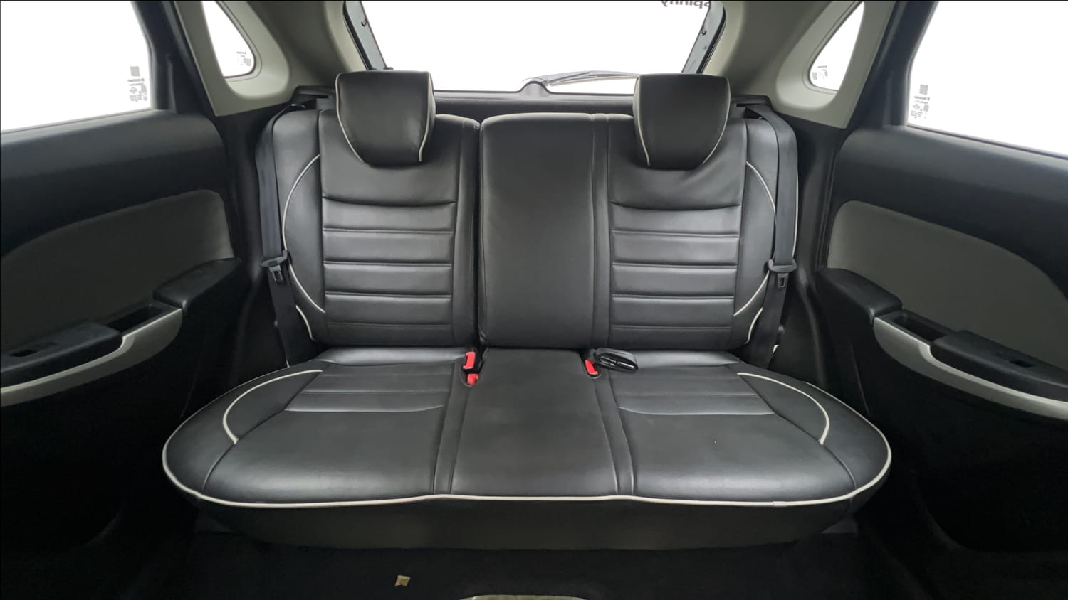 Used 2016 Maruti Suzuki Baleno Delta 1.2 Petrol Manual interior REAR SEAT CONDITION VIEW