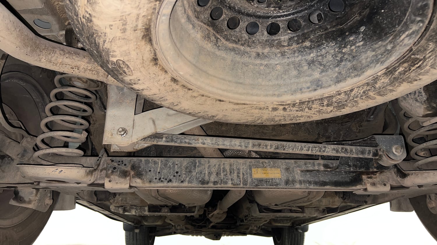 Used 2021 Tata Harrier XZA Plus Dual Tone Diesel Automatic extra REAR UNDERBODY VIEW (TAKEN FROM REAR)