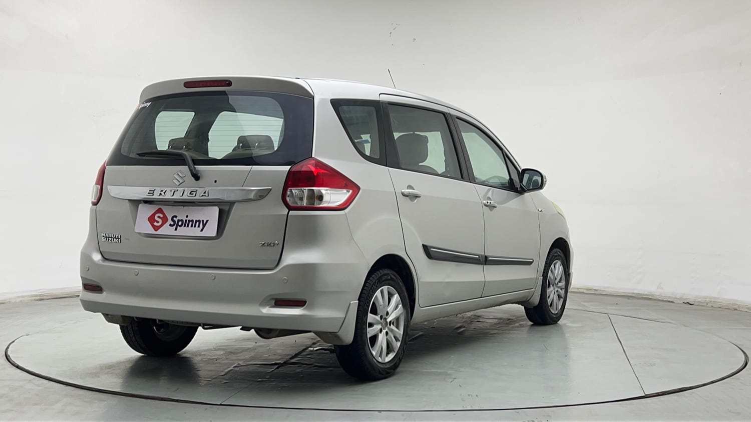 Used 2018 Maruti Suzuki Ertiga ZXI+ Petrol Manual exterior RIGHT REAR CORNER VIEW