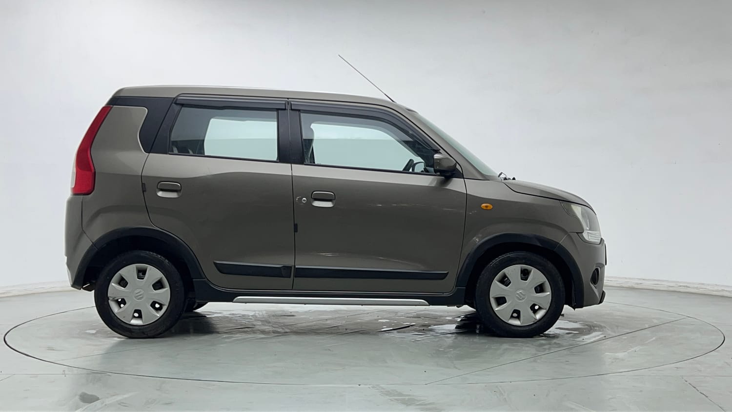 Used 2020 Maruti Suzuki Wagon R 1.0 VXi (O) 1.0 AMT Petrol Automatic exterior RIGHT SIDE VIEW