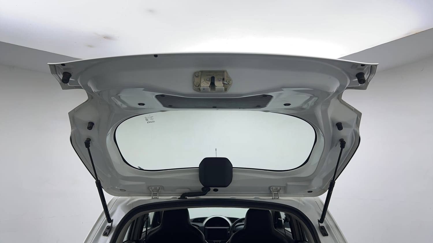 Used 2021 Maruti Suzuki S-Presso VXi Plus Petrol Manual interior DICKY DOOR OPEN VIEW
