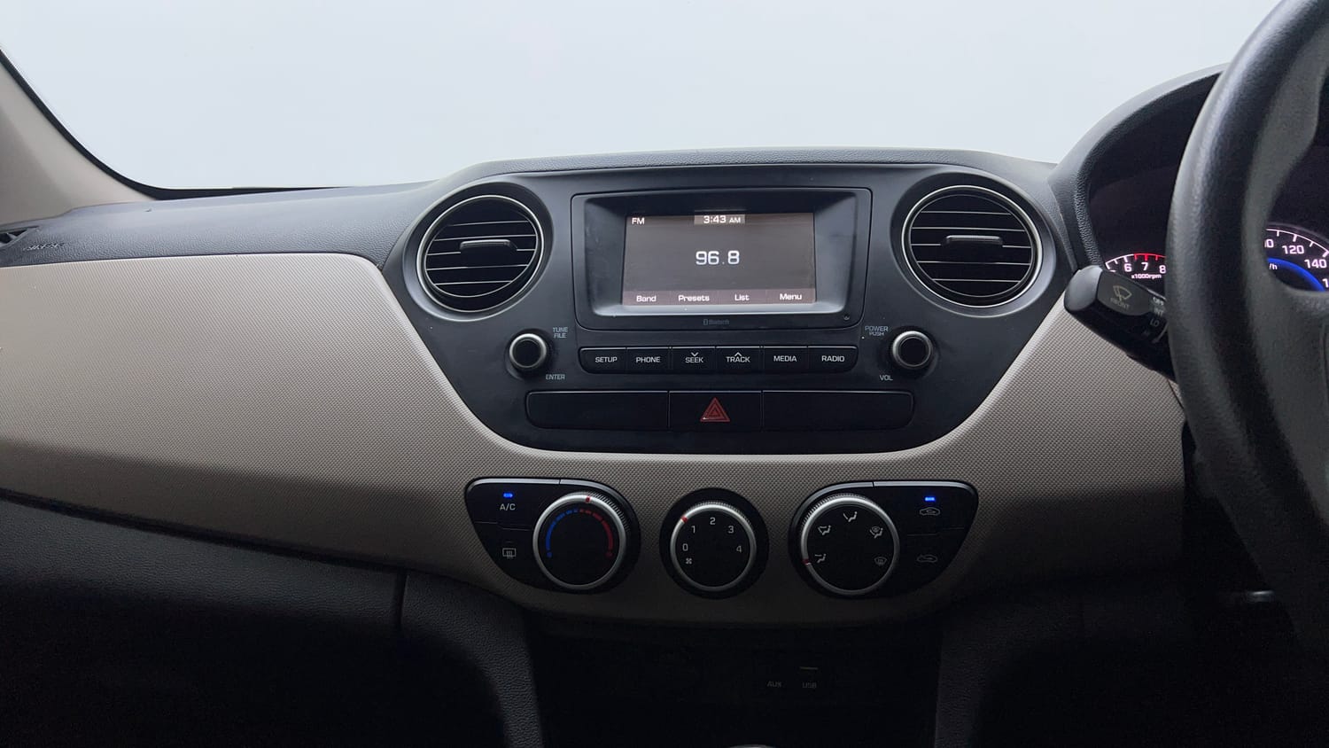 Used 2017 Hyundai Grand i10 Sportz 1.2 Kappa VTVT Petrol Manual interior MUSIC SYSTEM & AC CONTROL VIEW